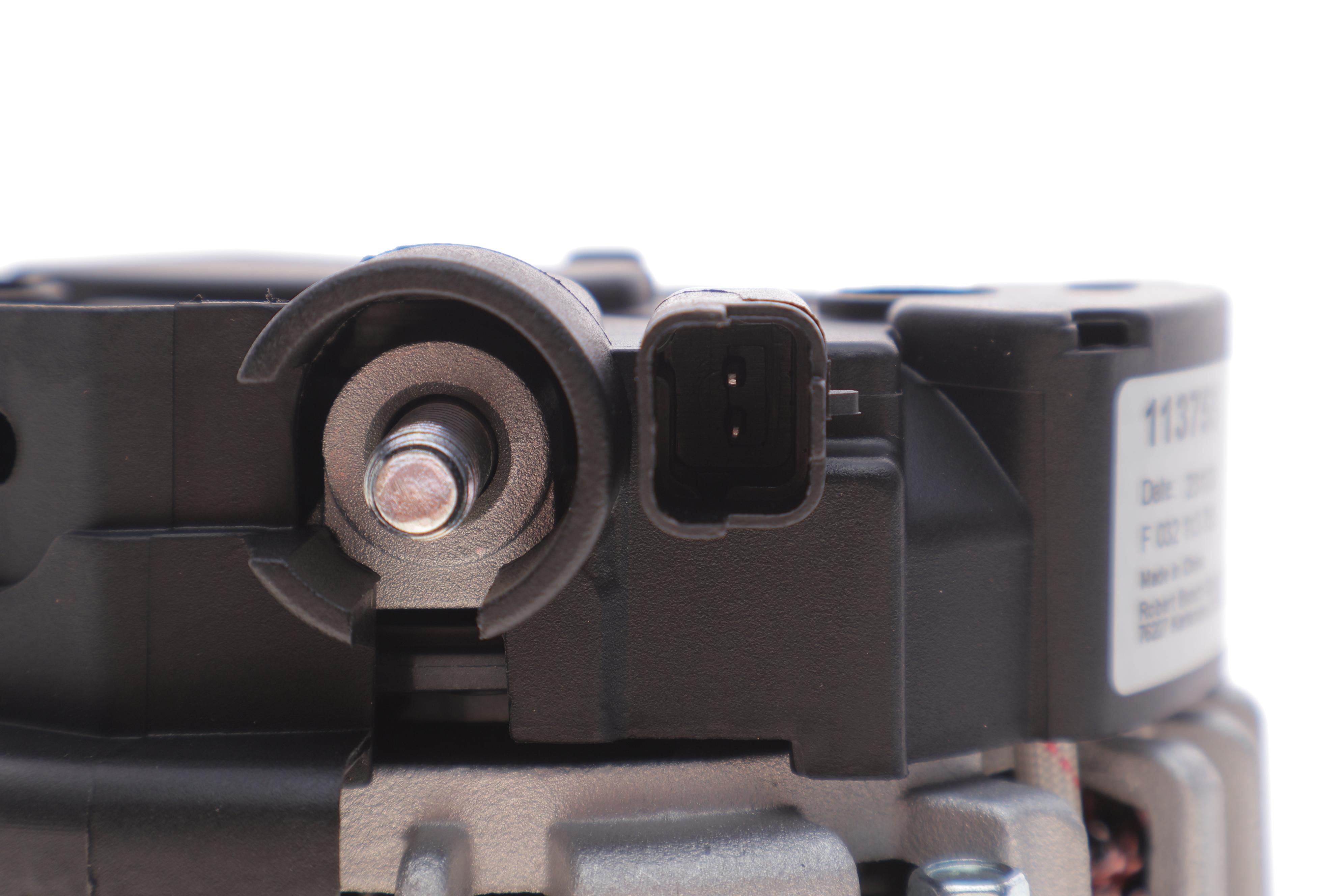 Генератор Citroen Berlingo/Peugeot Partner 2.0 HDi 99-08 (14V/150A) = 113755