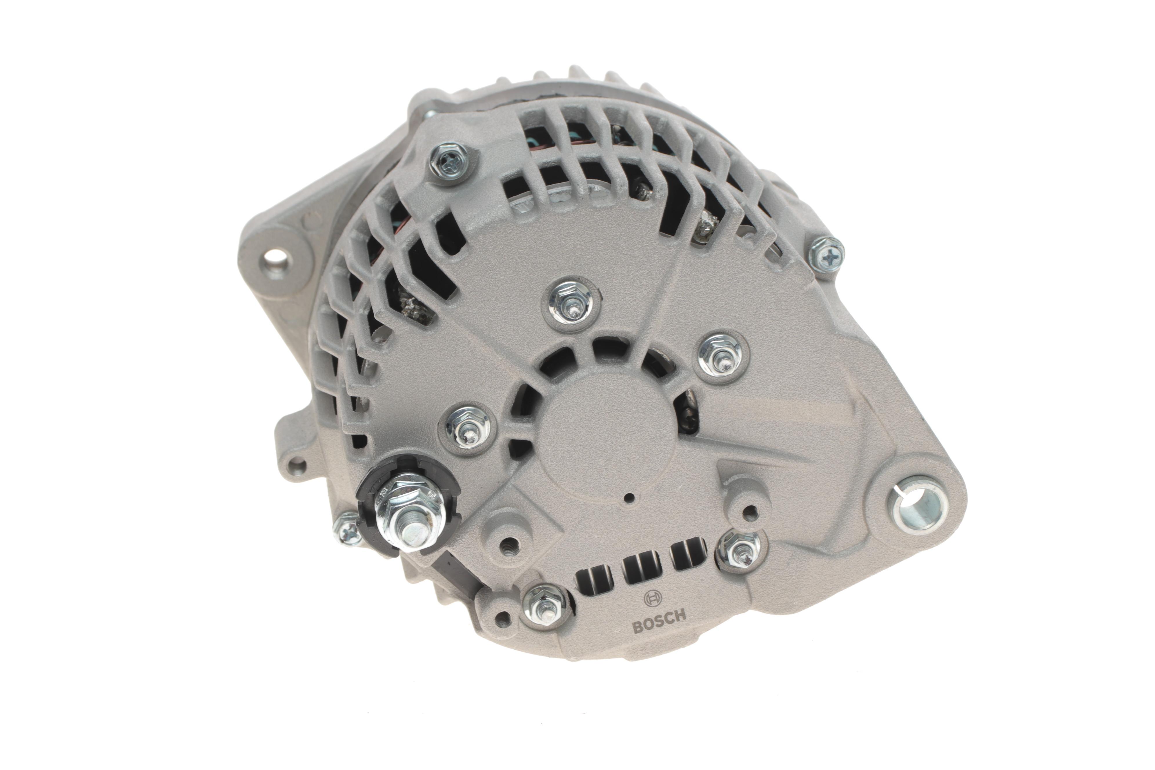 Генератор Nissan Interstar/ Opel Movano A 3.0D 03- (14V/135A)