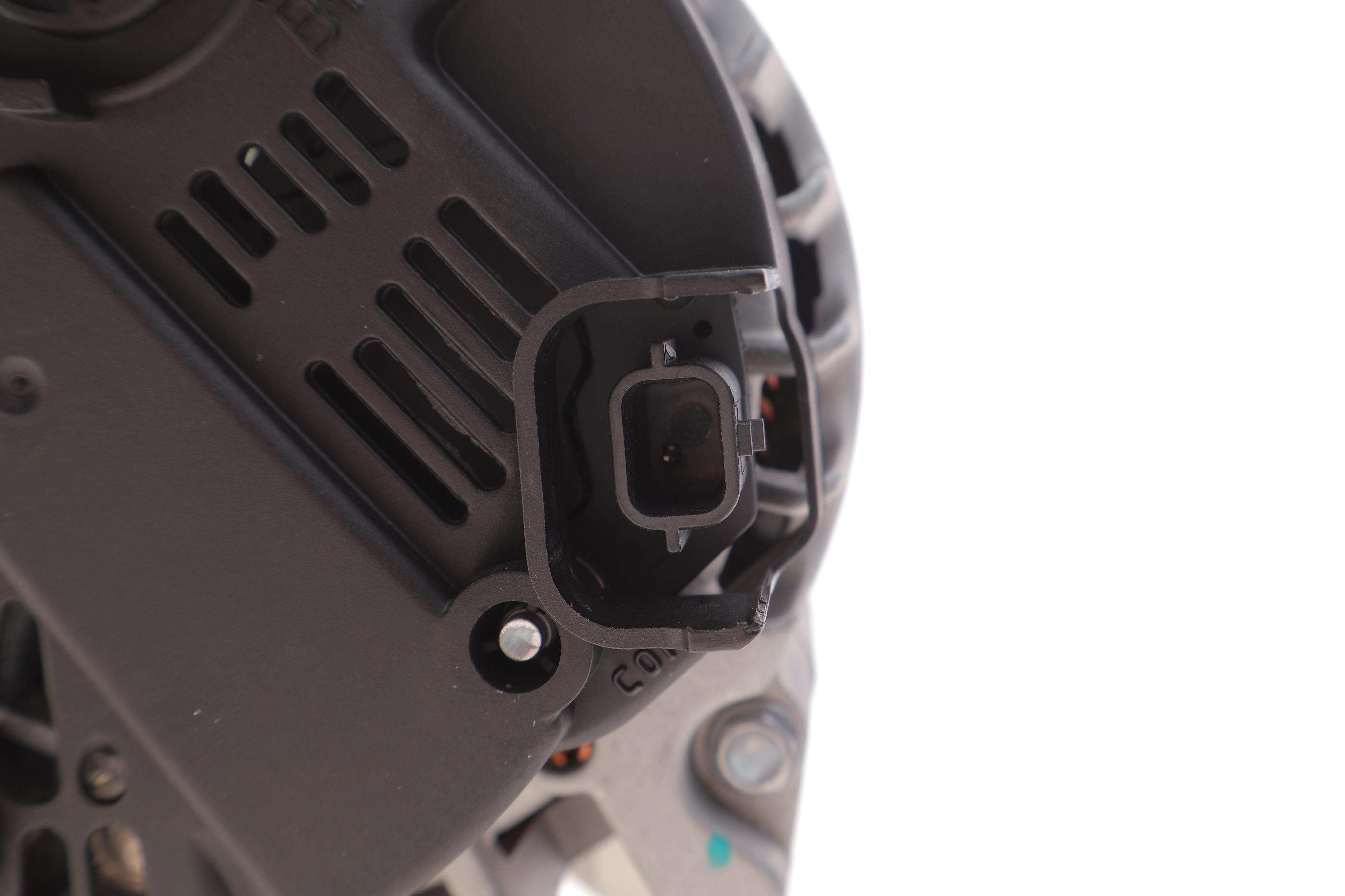 Генератор Renault Koleos II/Megane IV/Trafic III/Nissan Qashqai II 13- (14V/150A)