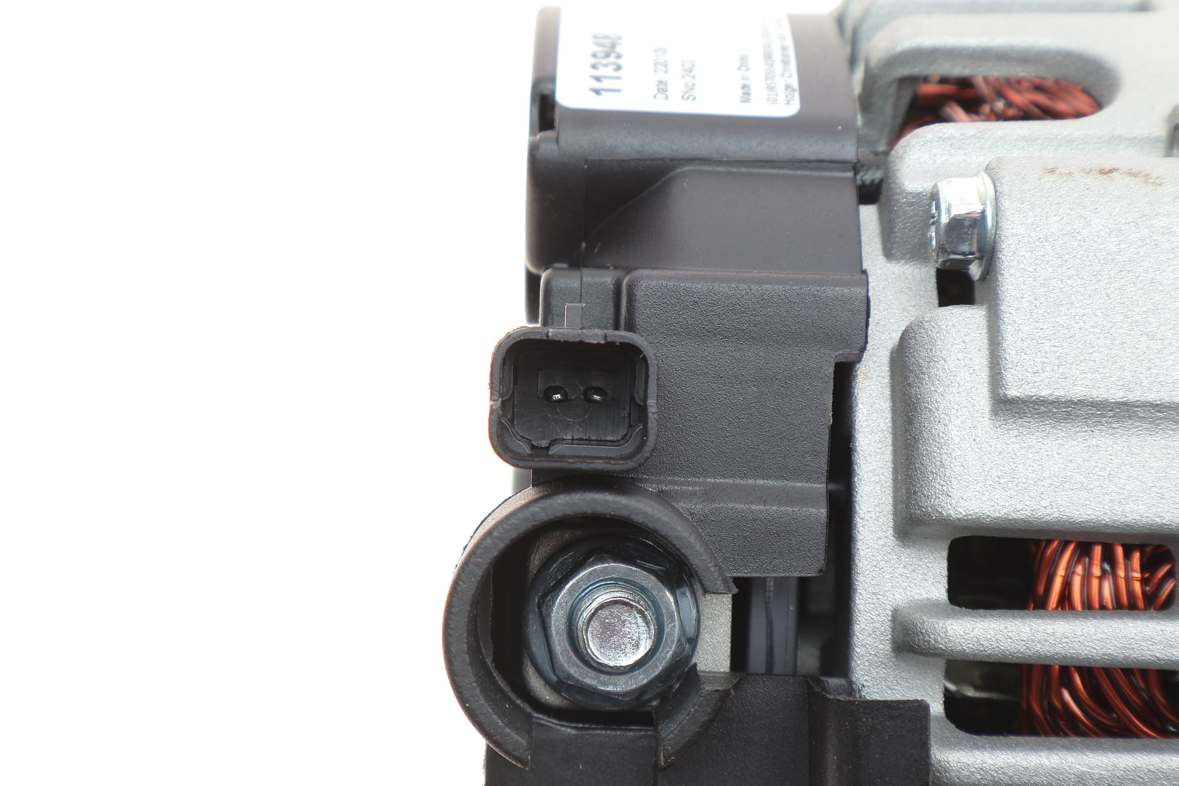 Генератор Citroen Berlingo/Peugeot Partner 2.0 HDI 99-08 (14V/150A) = 113948