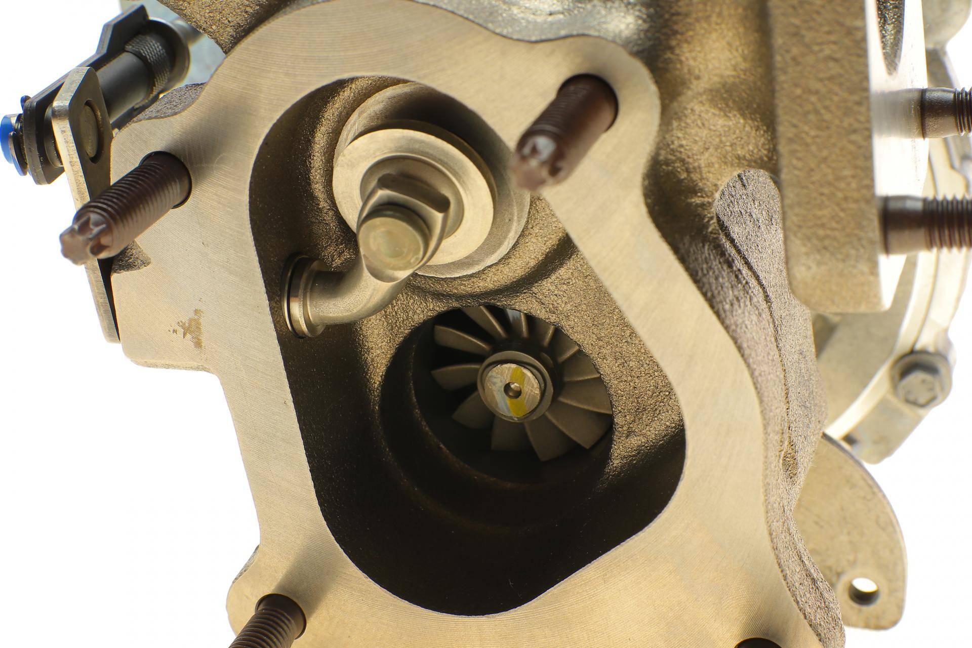 Турбіна Renault Trafic 2.0dCI 06- (M9R630,692)/Master III 2.3dCi 10-