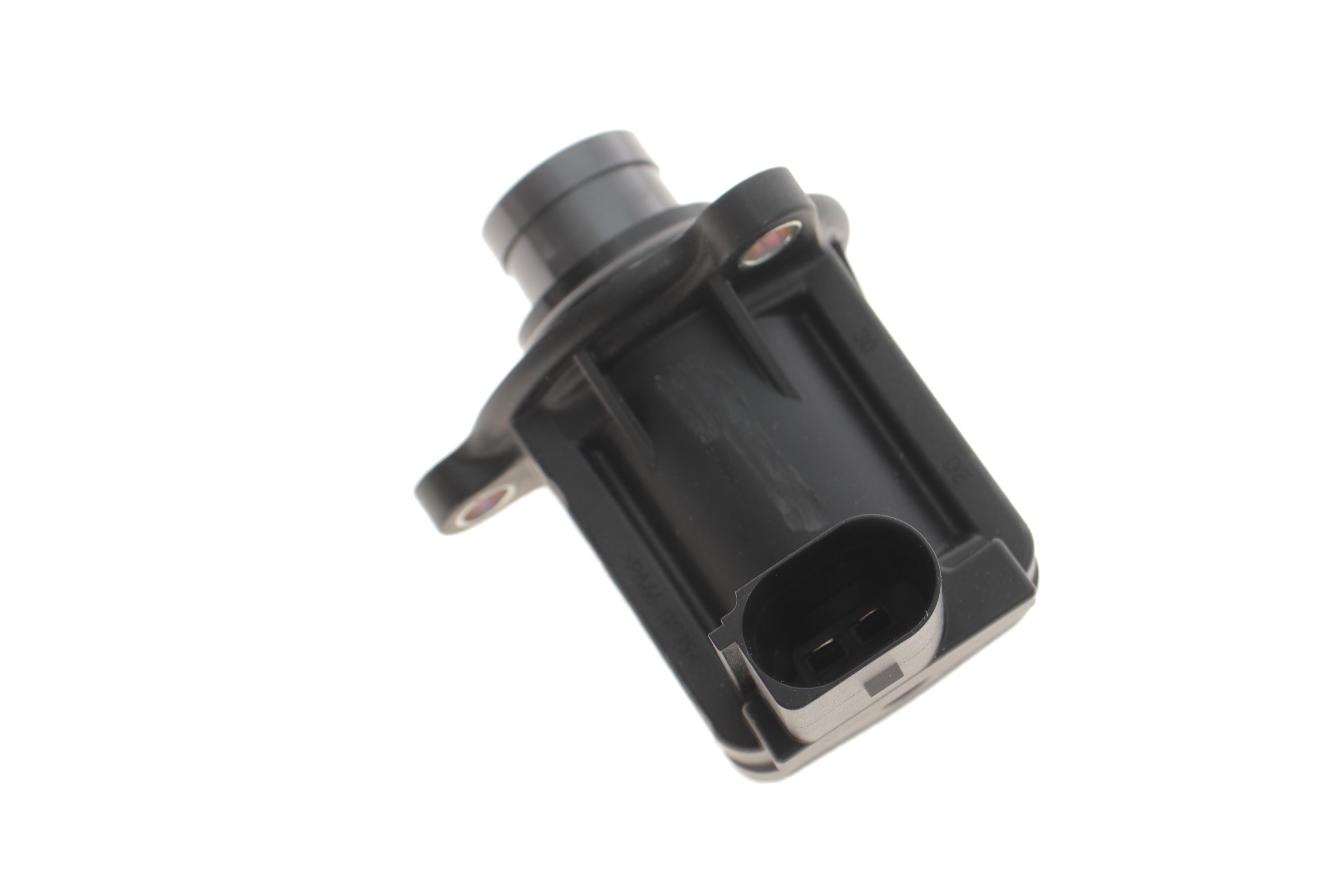 Клапан повітряної тяги (перепускний) VW T5/T6 2.0TSI 11-19