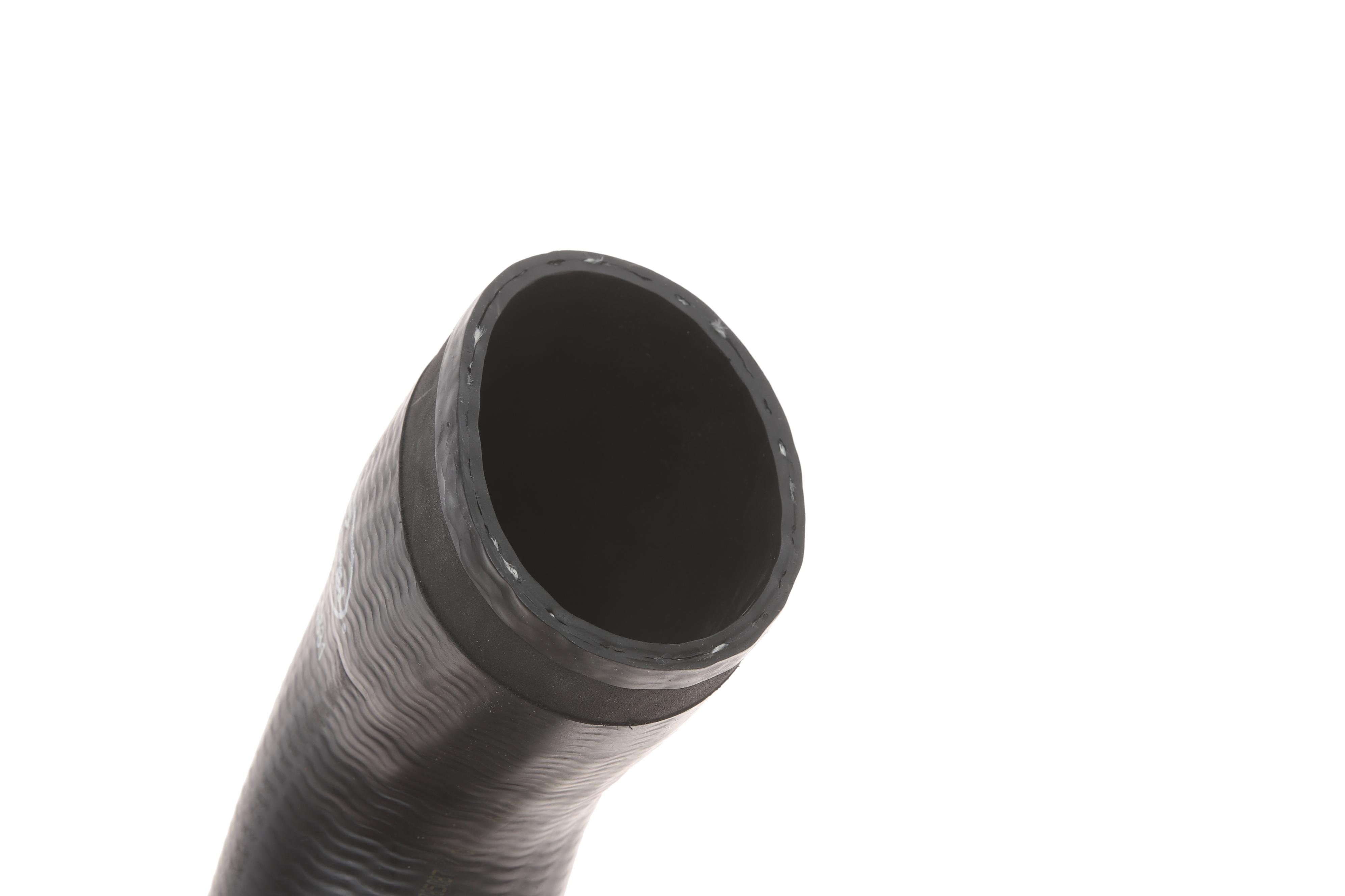 Патрубок інтеркулера (випуск) (L) MB Sprinter 2.1D/2.2D 06- (OM646)