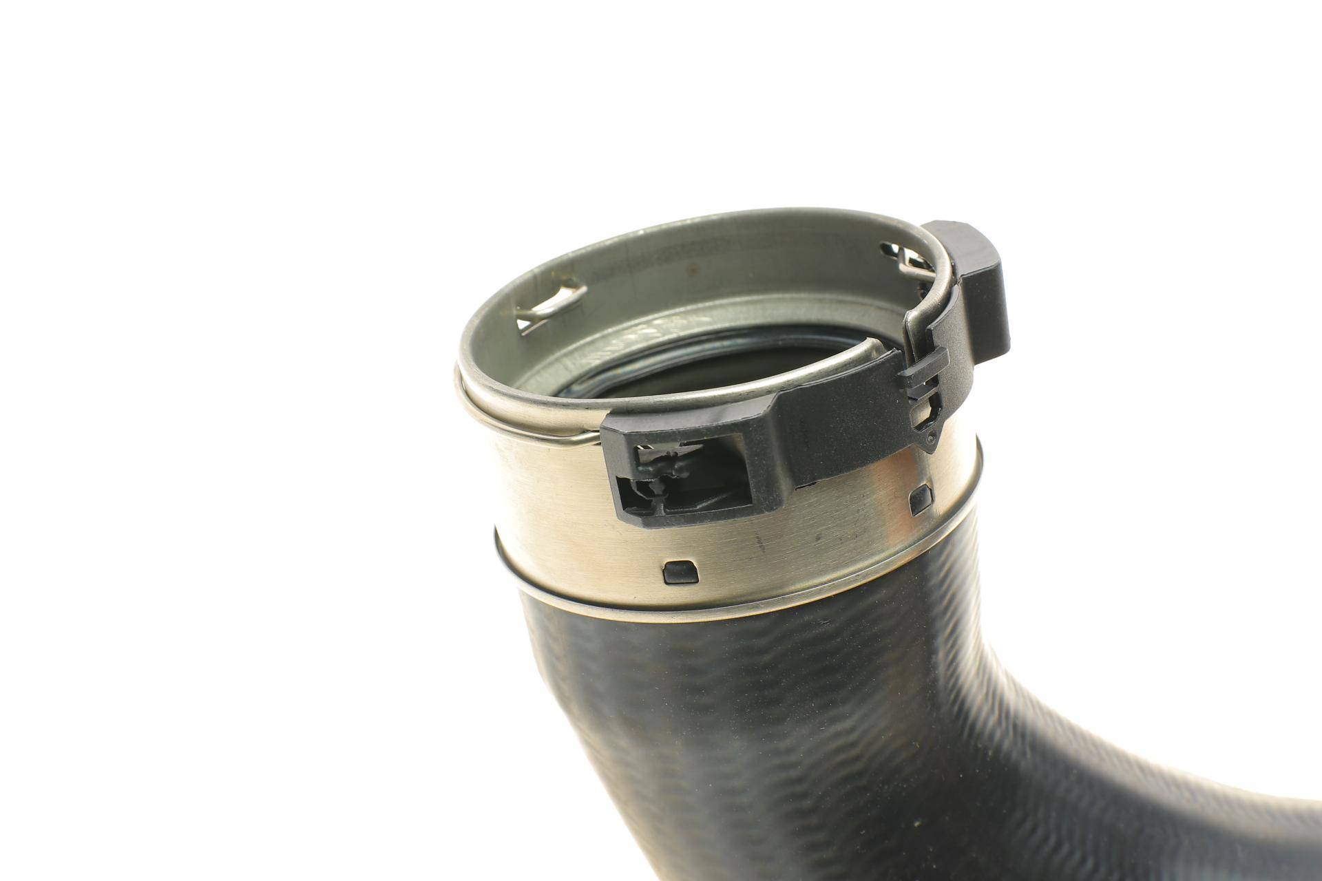 Патрубок інтеркулера Renault Master III/Opel Movano B 2.3dCi 10-