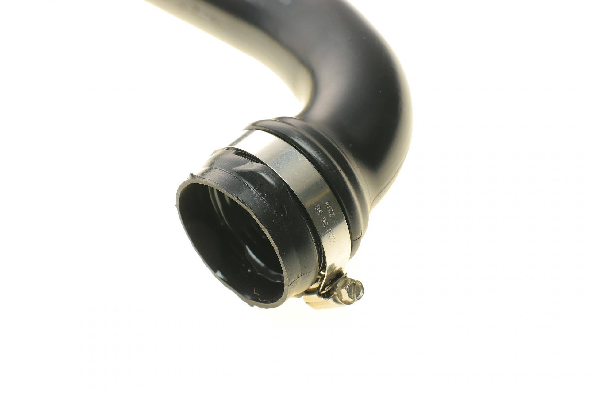 Патрубок турбіни Renault Trafic II 1.9dCi 01- (пластмасовий)