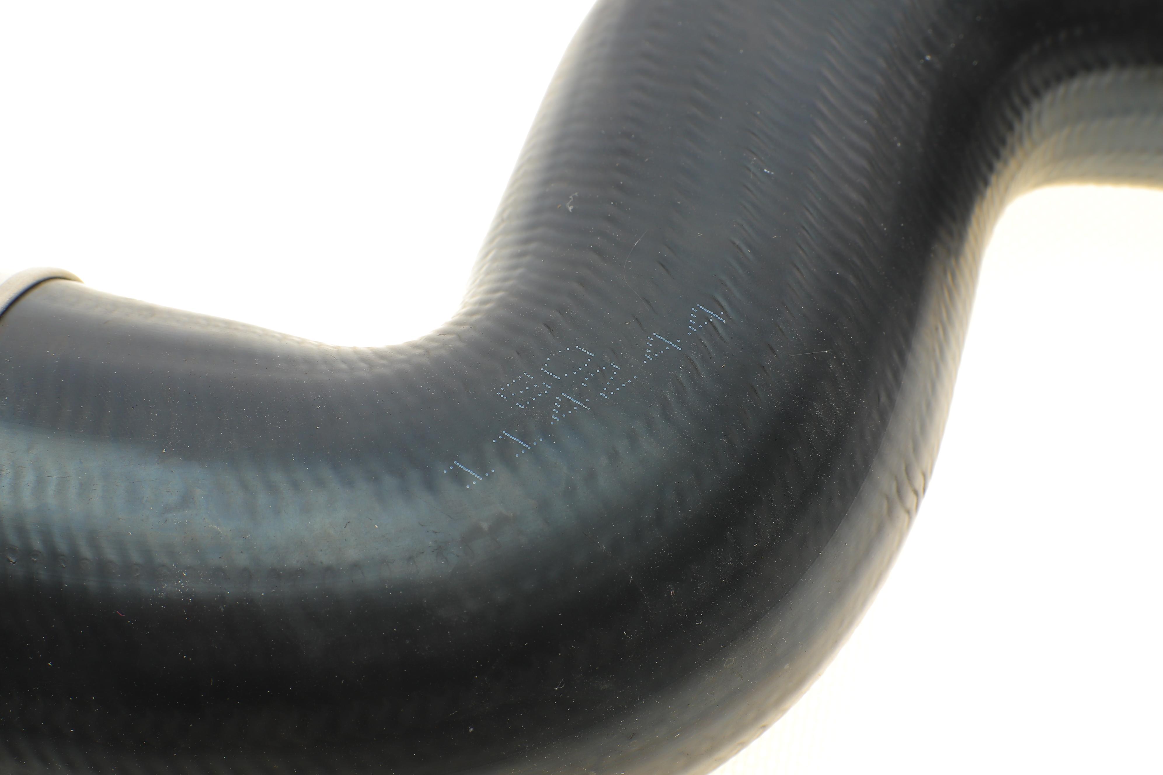 Патрубок інтеркулера (L) MB Sprinter 906 OM651 09-