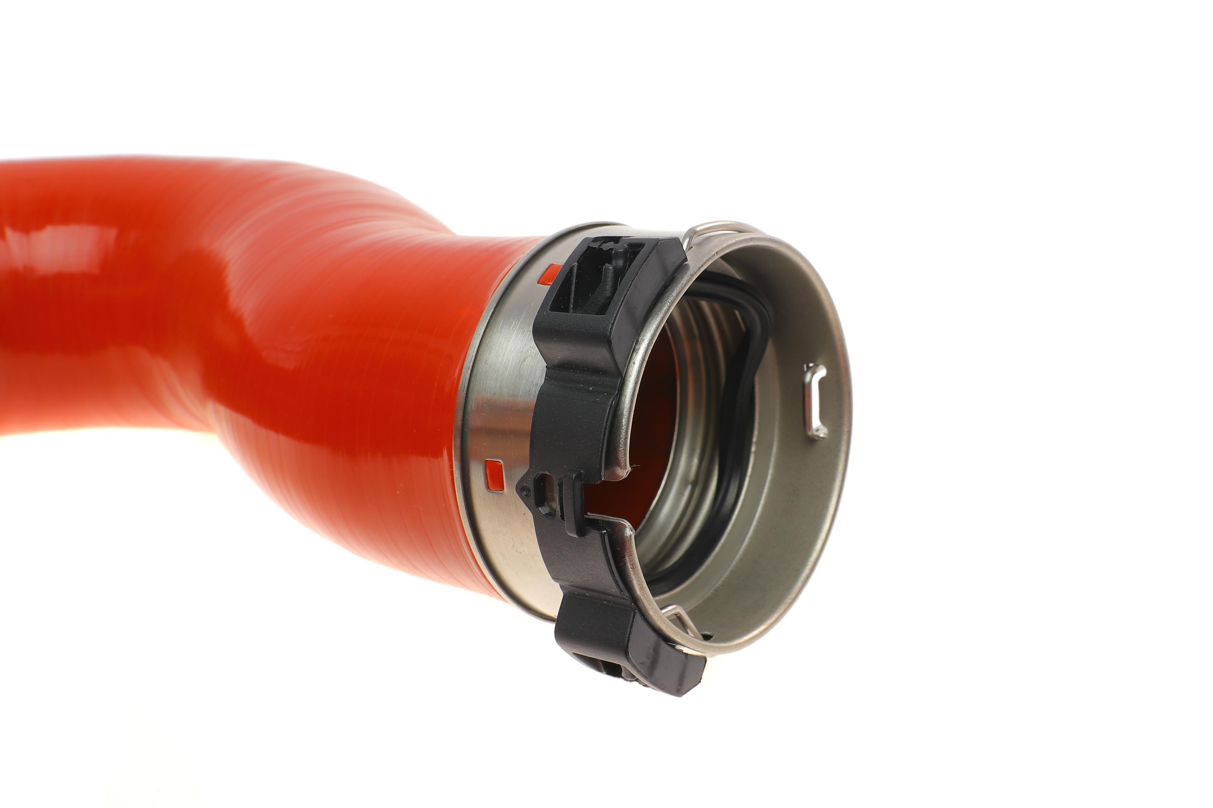 Патрубок інтеркулера (R) MB Sprinter 2.2CDI 06- (OM651)