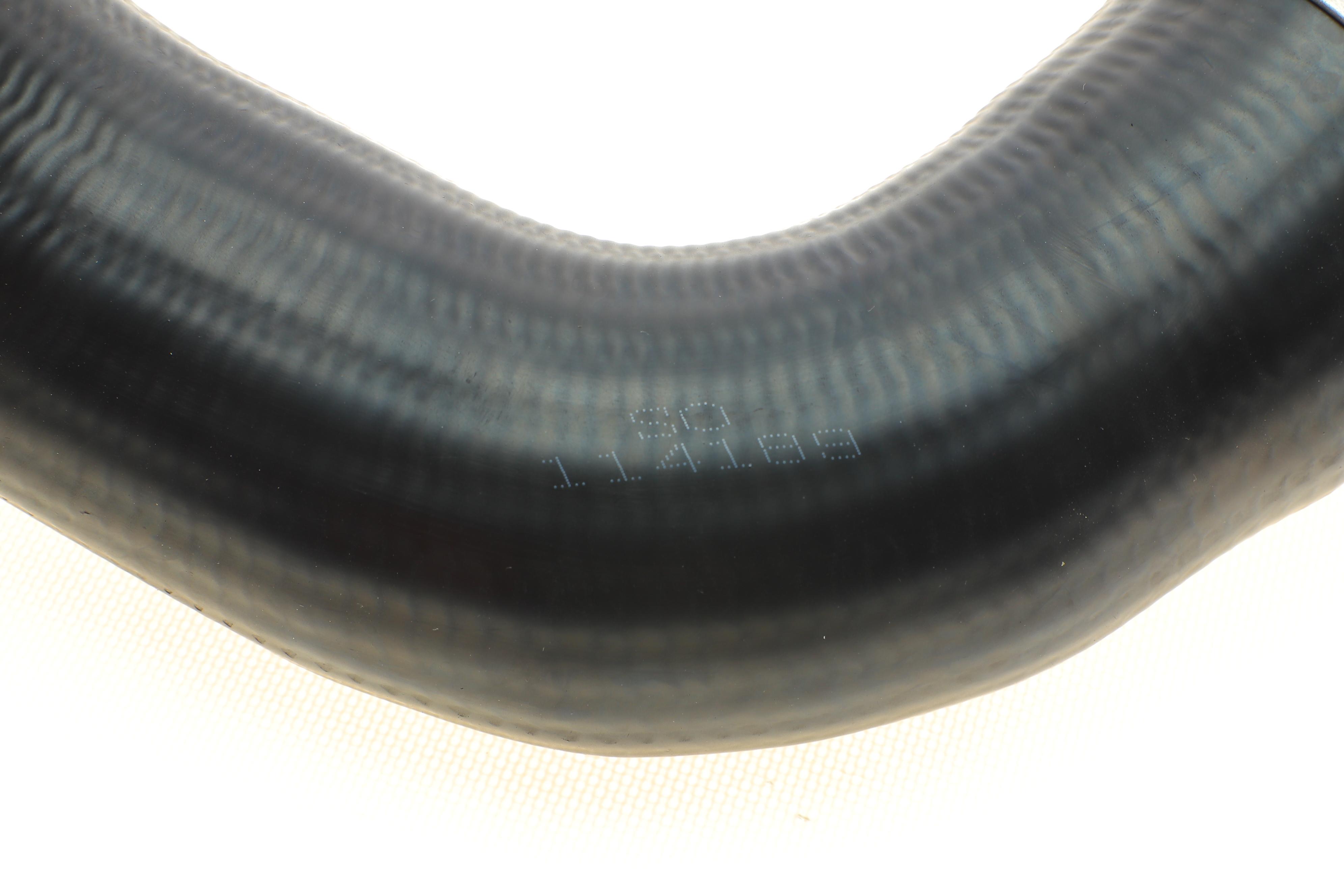 Патрубок інтеркулера (довгий) Opel Vivaro B/Renault Trafic III 1.6dCi 14-