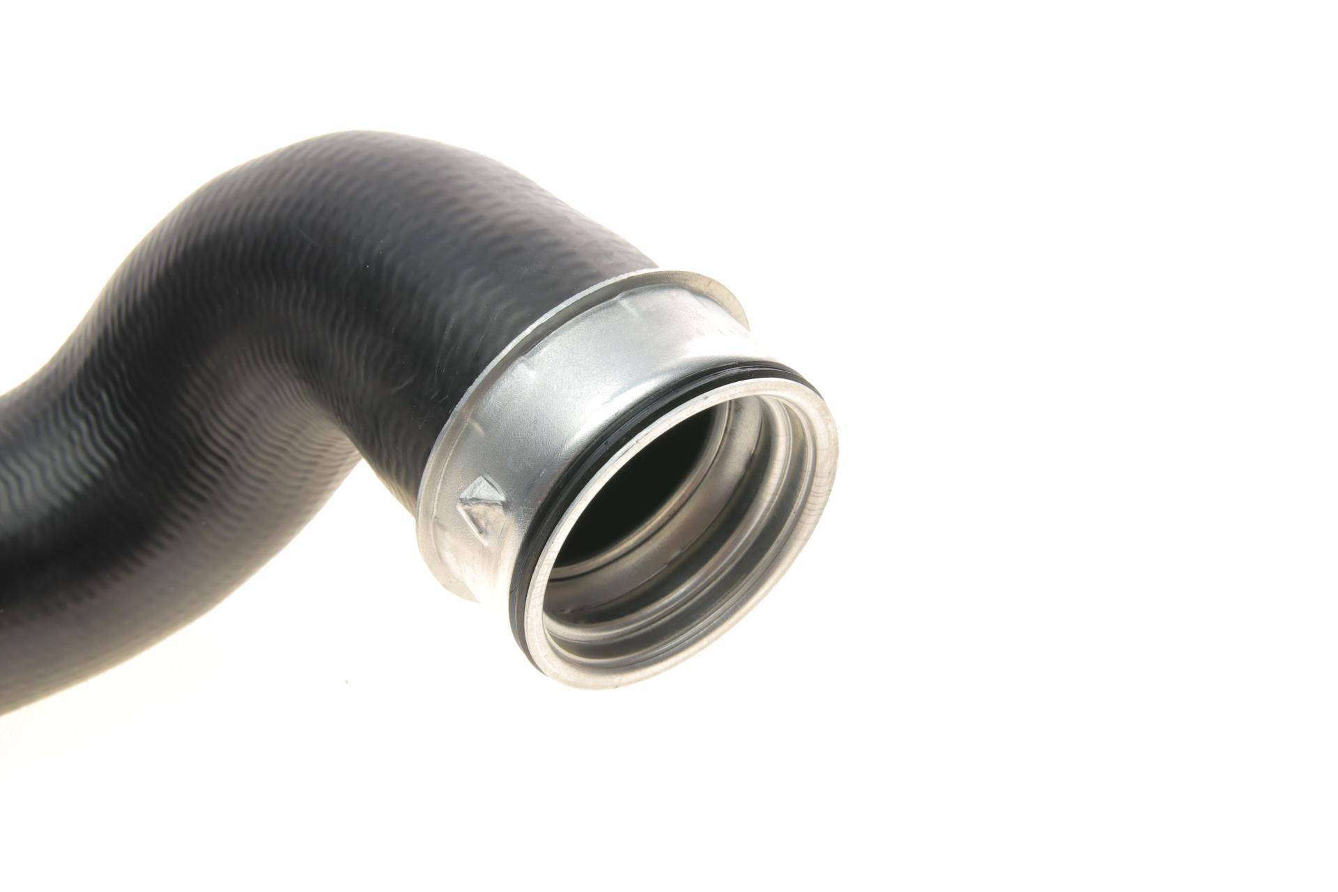 Патрубок інтеркулера (верхній) VW Passat/Skoda Superb 1.9TDI/2.0TDI 00-08