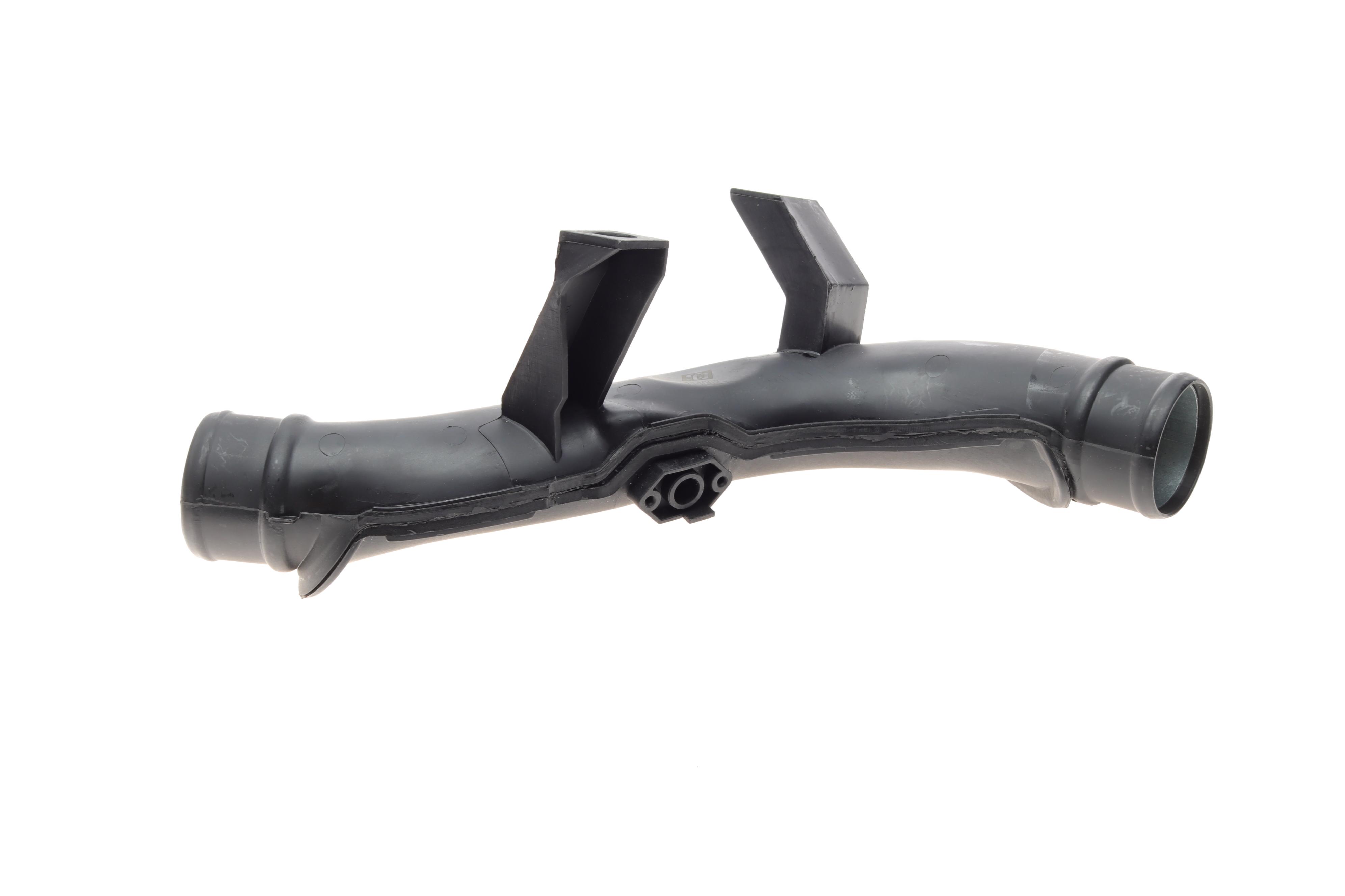 Патрубок інтеркулера VW Passat/Golf VI 1.8-2.0TSI 07-