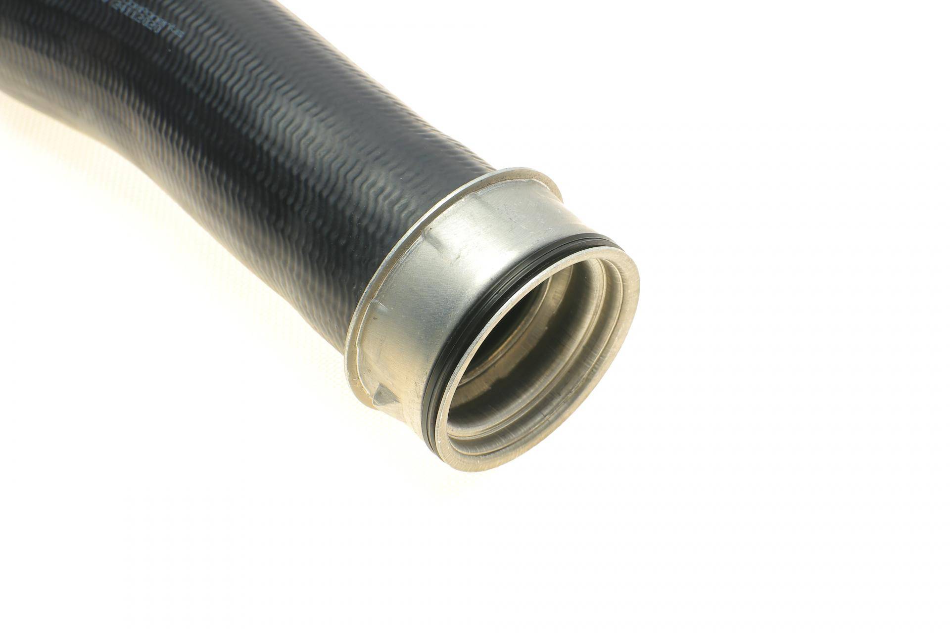 Патрубок інтеркулера (L) VW Caddy III 1.9TDI 03-