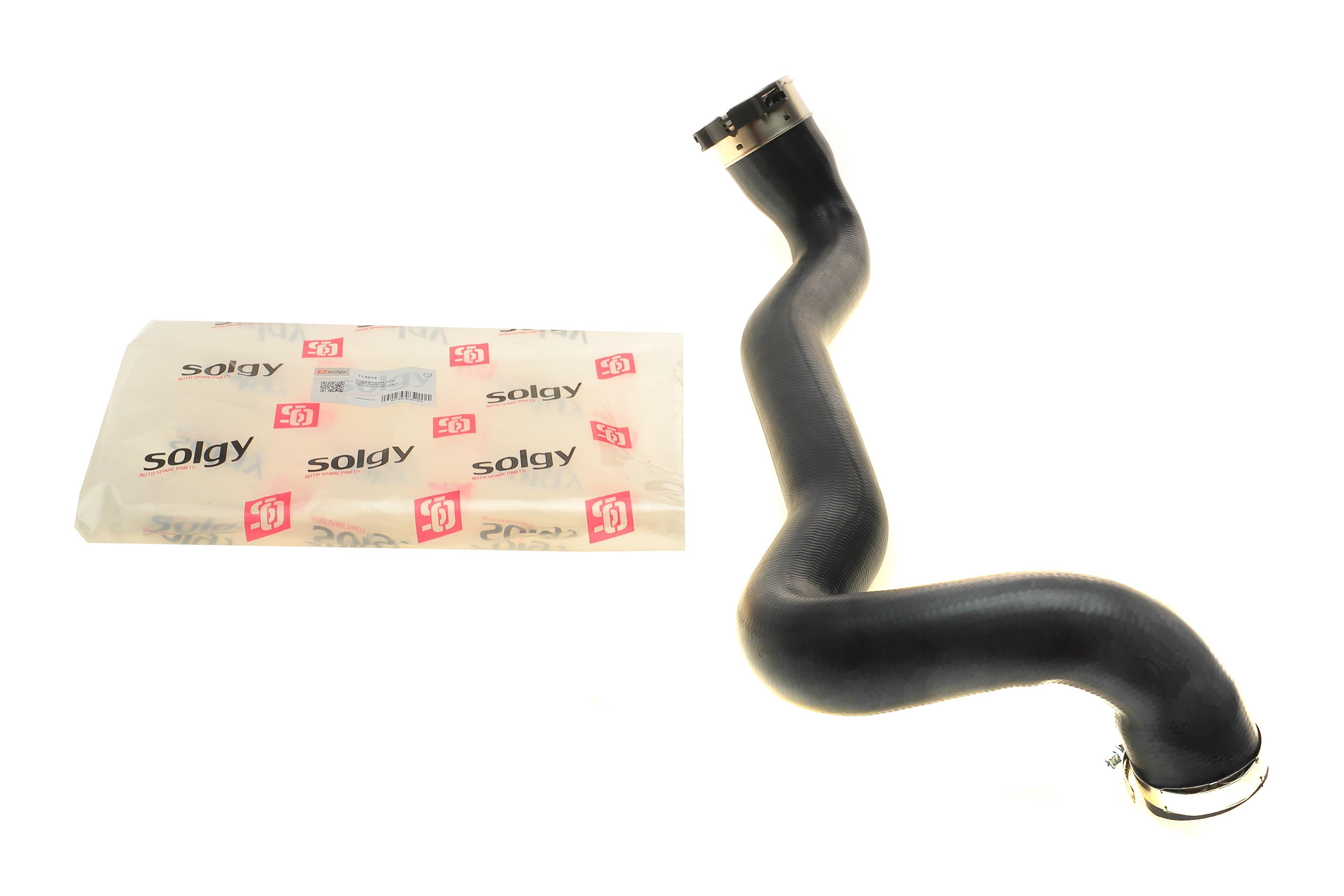 Патрубок інтеркулера (R) Opel Movano/Renault Master 2.3 CDTI/dCi 10-