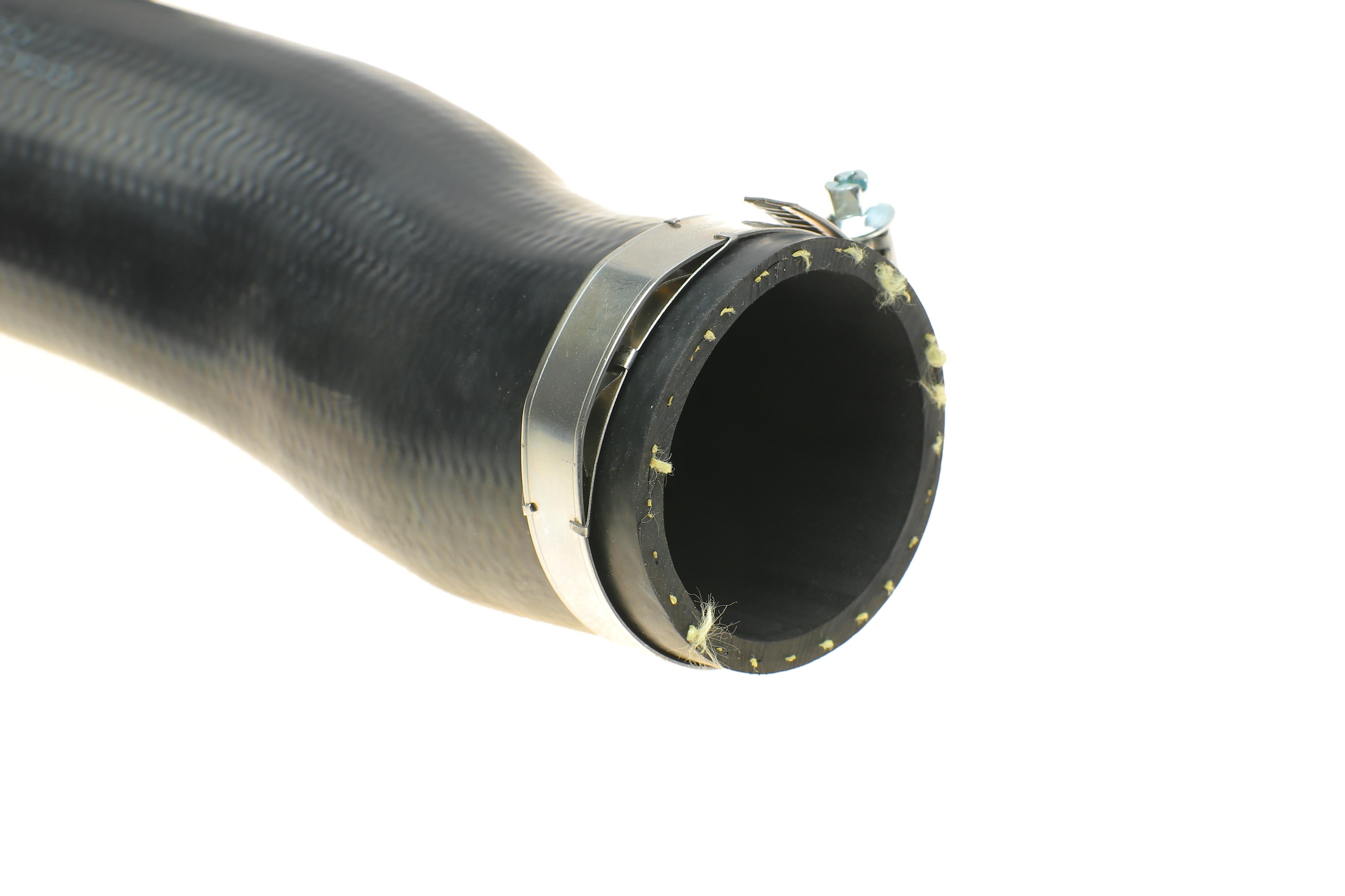 Патрубок інтеркулера (L) VW Caddy III 1.6/2.0 TDI 10-15