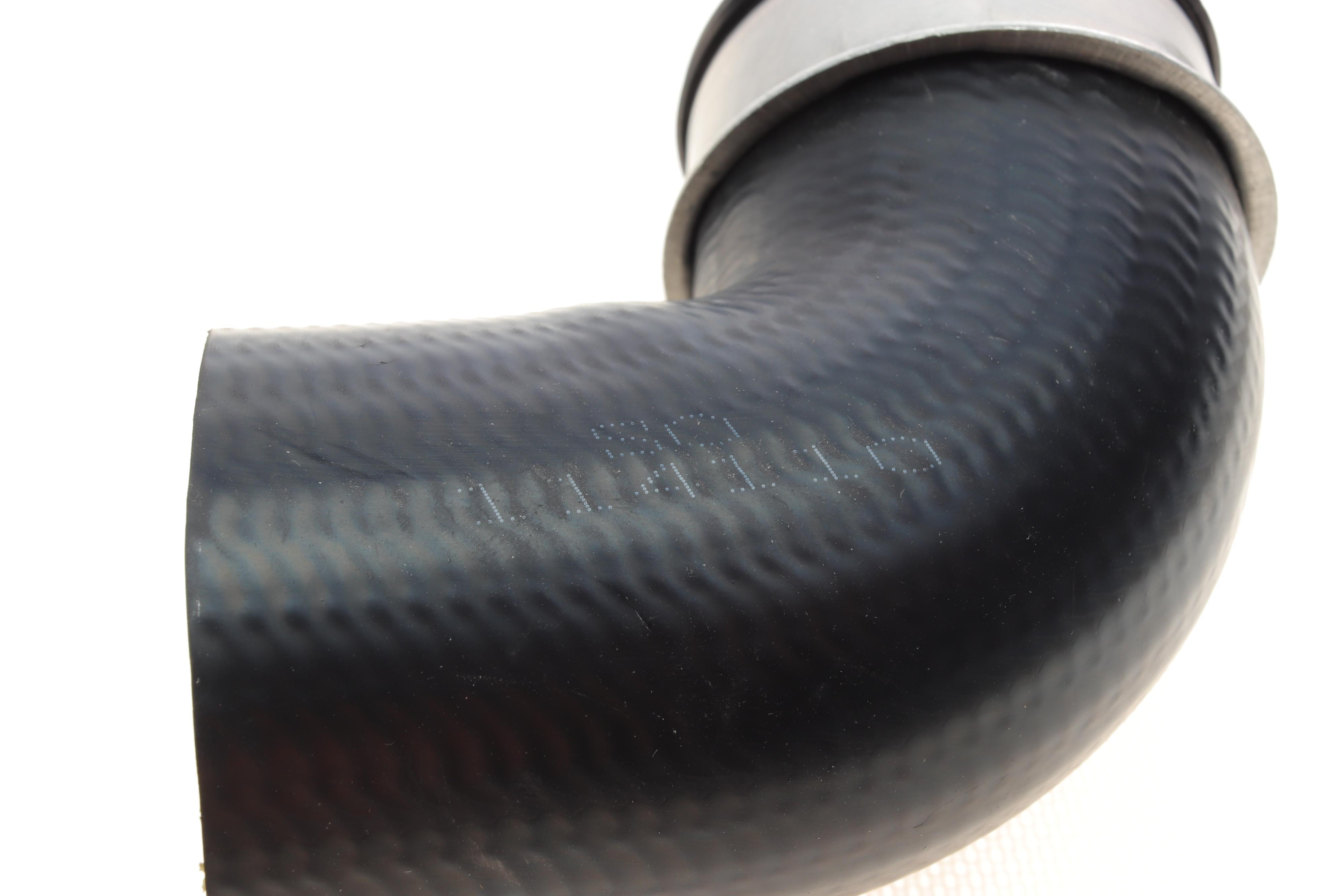 Патрубок інтеркулера (верхній) Audi A6/A4/VW Passat 1.9TDI 00-