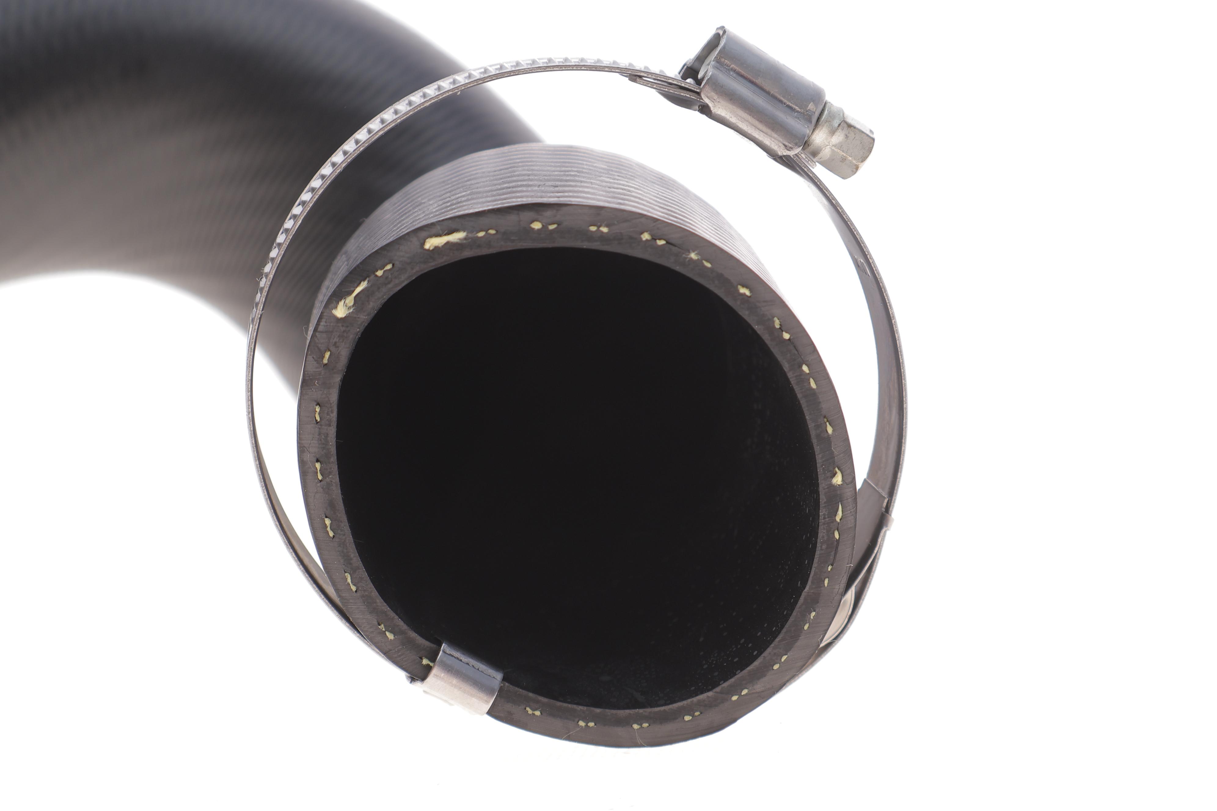 Патрубок інтеркулера (L) Volvo S60/V60/XC60 09-15