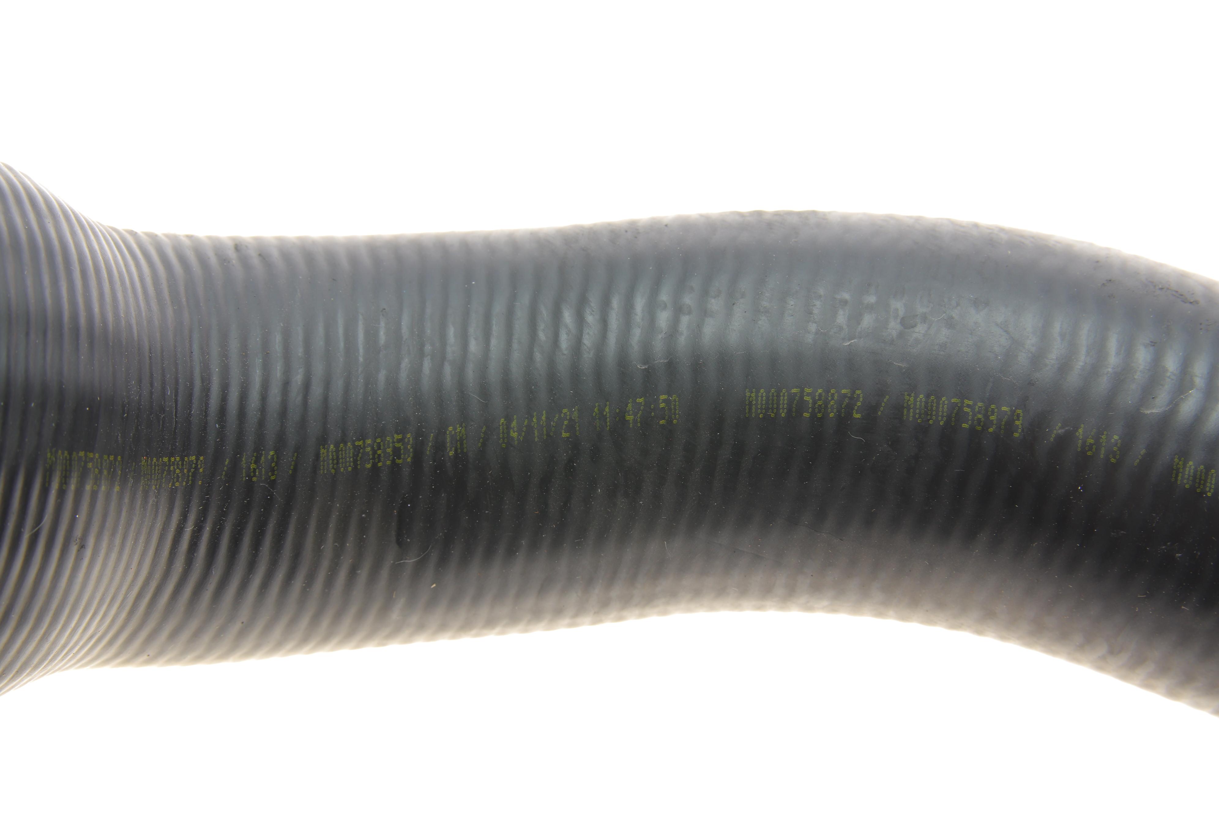 Патрубок інтеркулера (нижній) MB Sprinter 2.1/2.7CDI 00-06