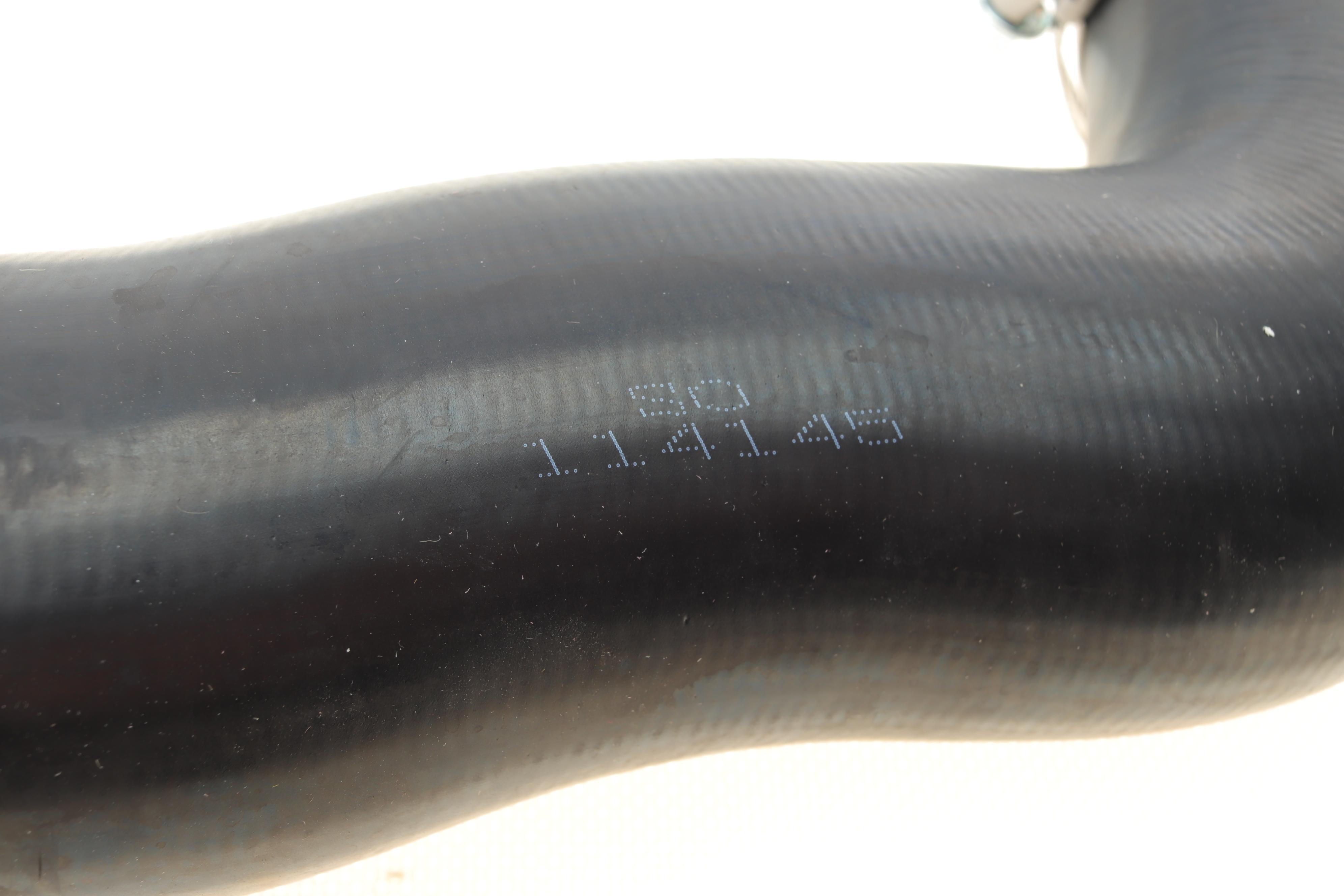 Патрубок інтеркулера (L) Audi A1/Skoda Fabia/VW Polo 1.2/1.6 TDI 09-