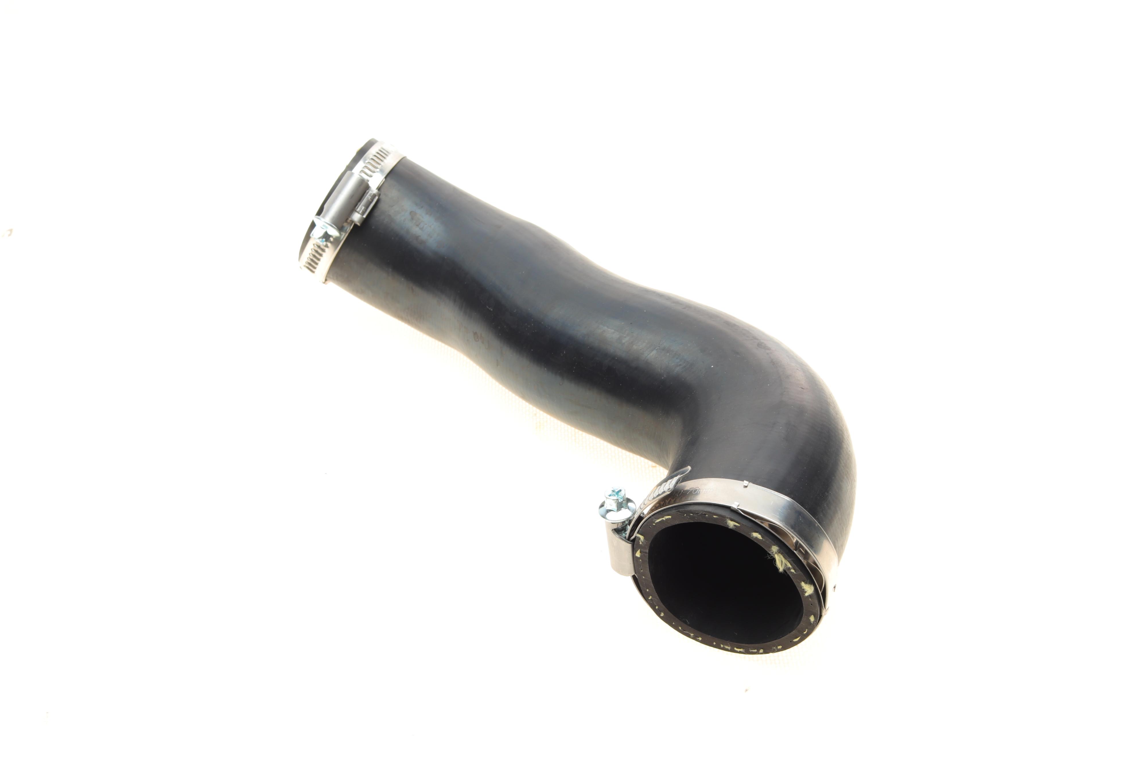 Патрубок інтеркулера (L) Audi A1/Skoda Fabia/VW Polo 1.2/1.6 TDI 09-