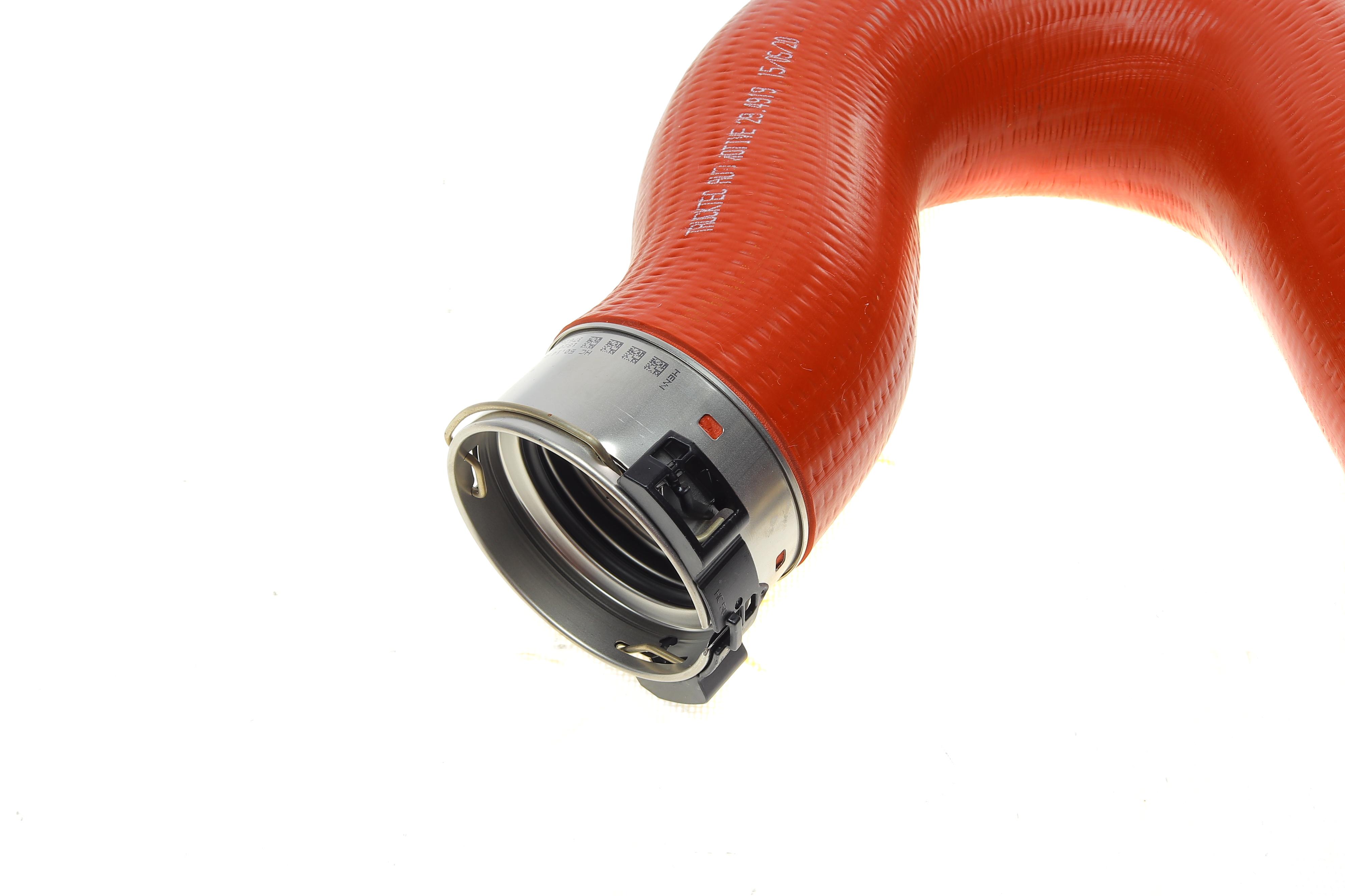 Патрубок інтеркулера (R) MB Sprinter 2.2CDI OM646 06-