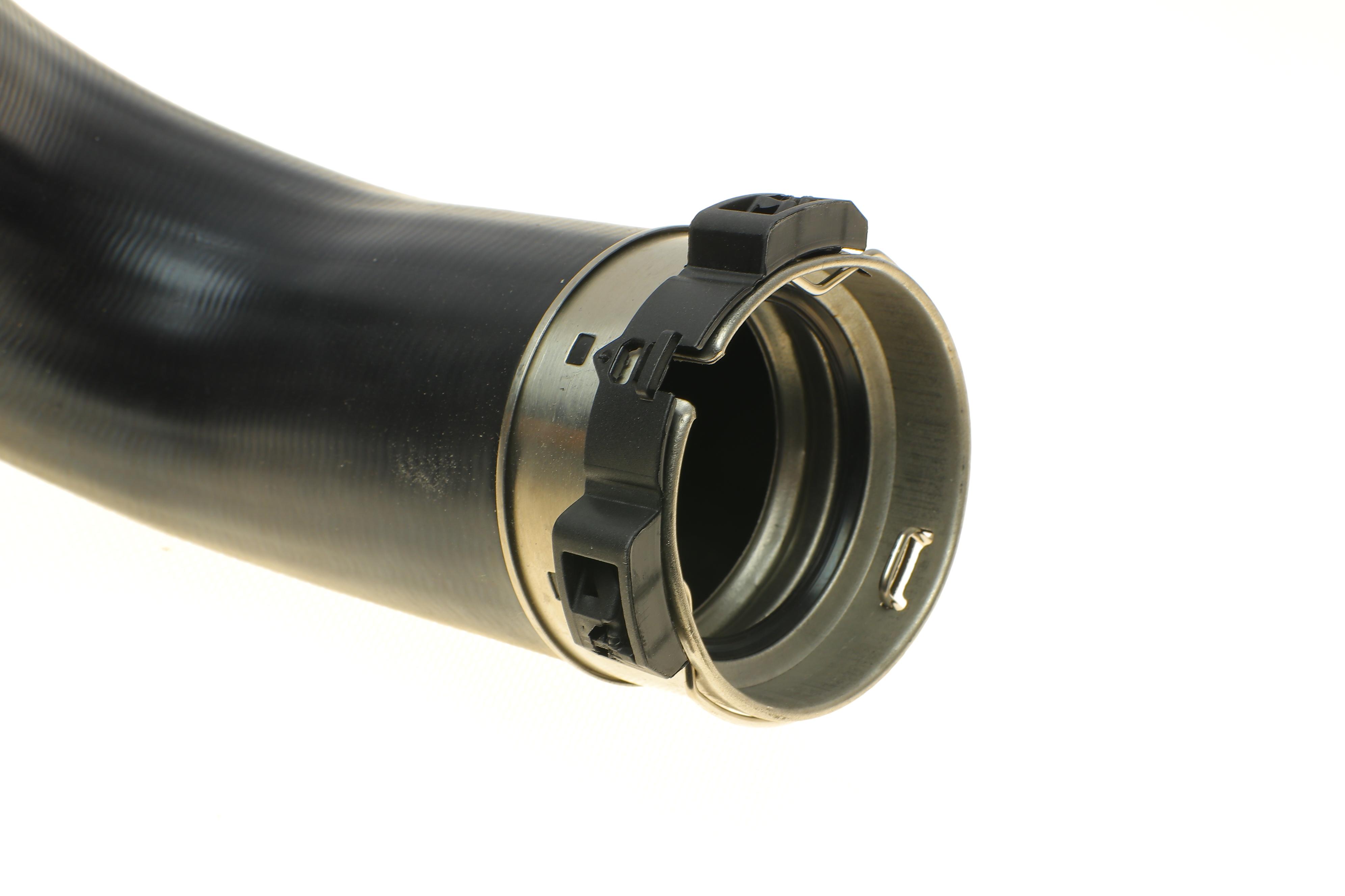 Патрубок інтеркулера (L) VW Crafter (30-35) 2.0TDI 10-16