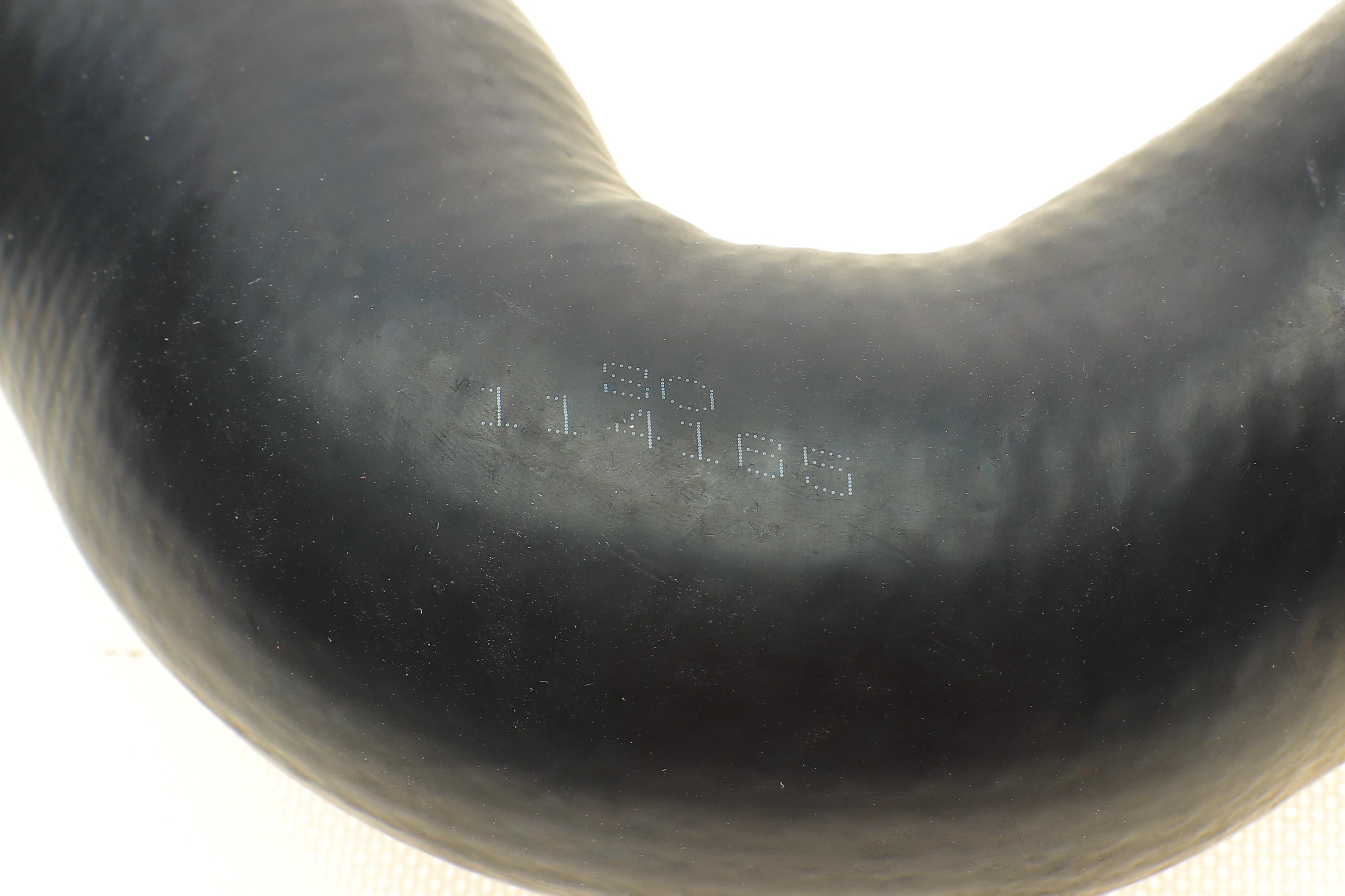 Патрубок інтеркулера VW T5 2.5TDI 03-