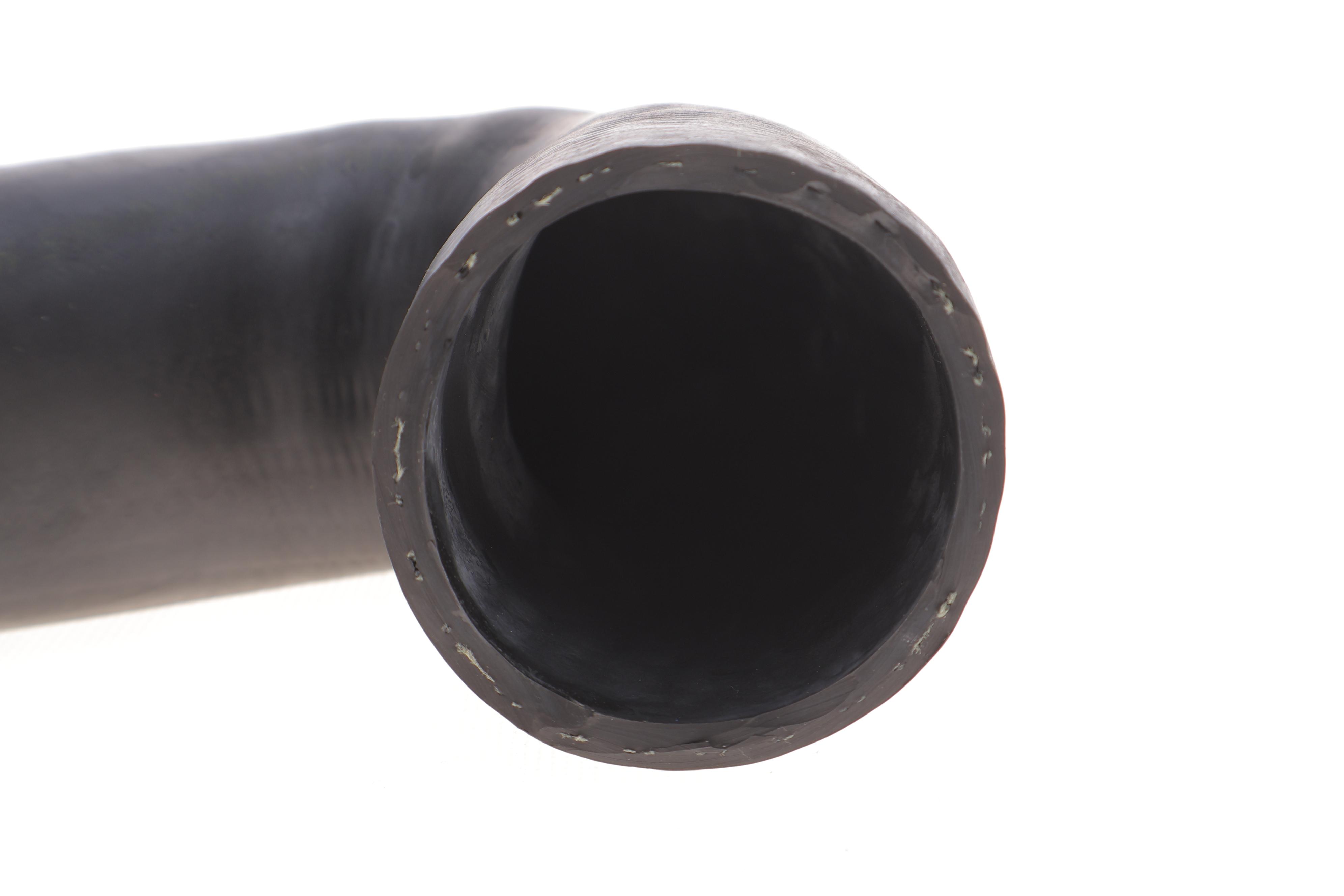 Патрубок інтеркулера (R) Audi A4/A6 1.9TDI 00-05