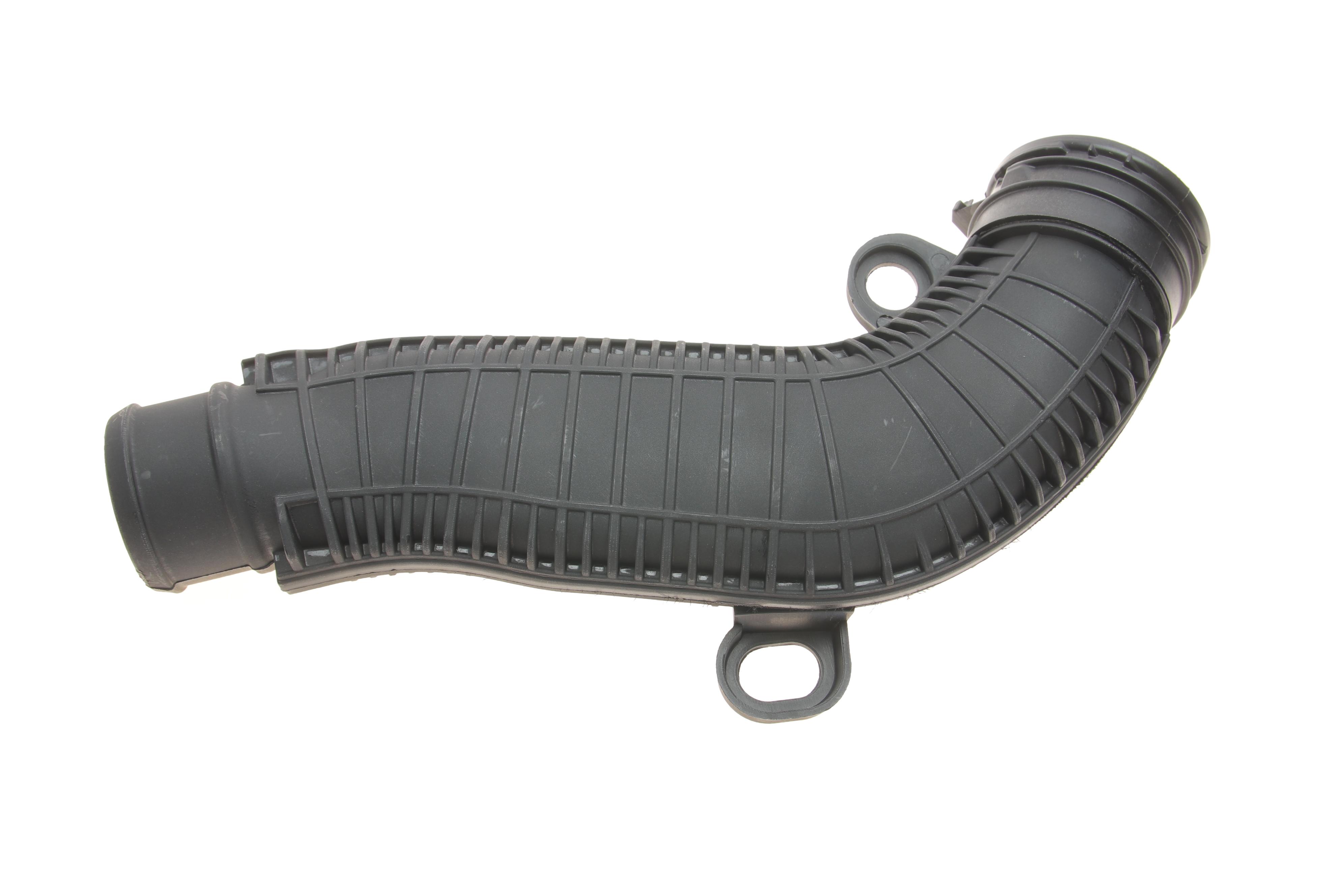 Патрубок інтеркулера VW Beetle/ Golf/ Passat/ Skoda Octavia/ Superb 1.8-2.0 TSI 04-