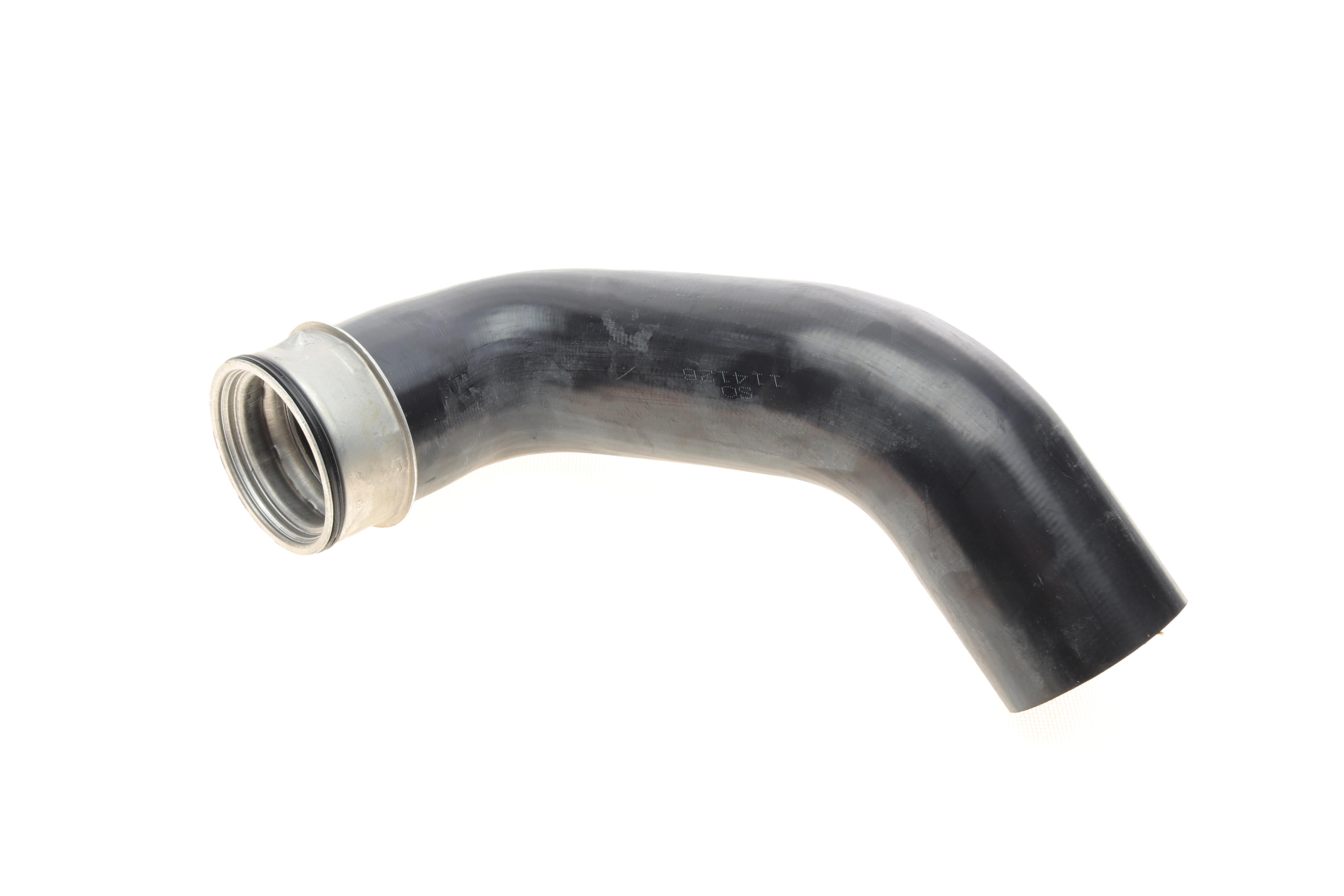 Патрубок інтеркулера (нижній) (L) VW Tiguan 2.0 TDI 07-18