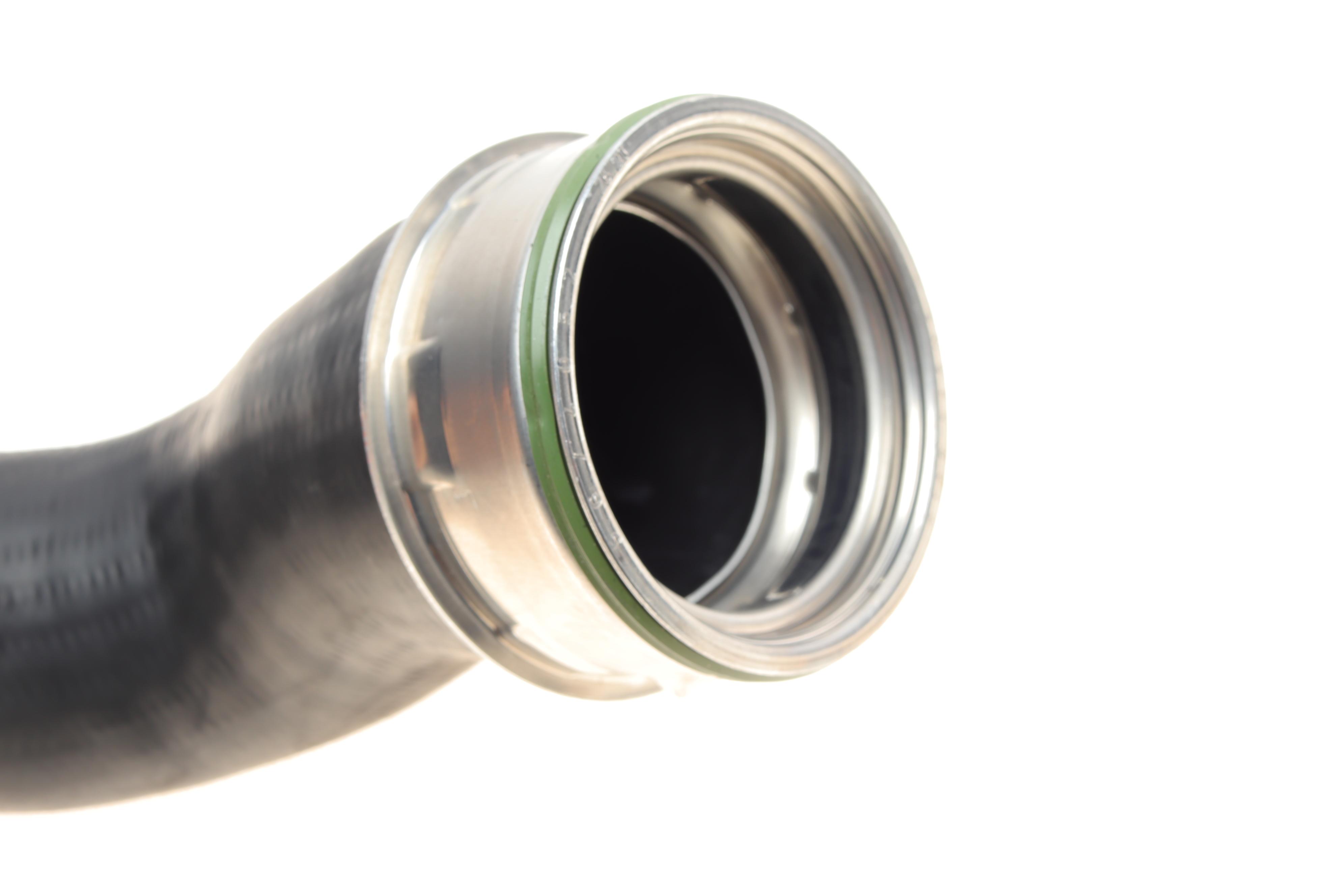 Патрубок інтеркулера VW Caddy 1.9TDI 03- (BJB)