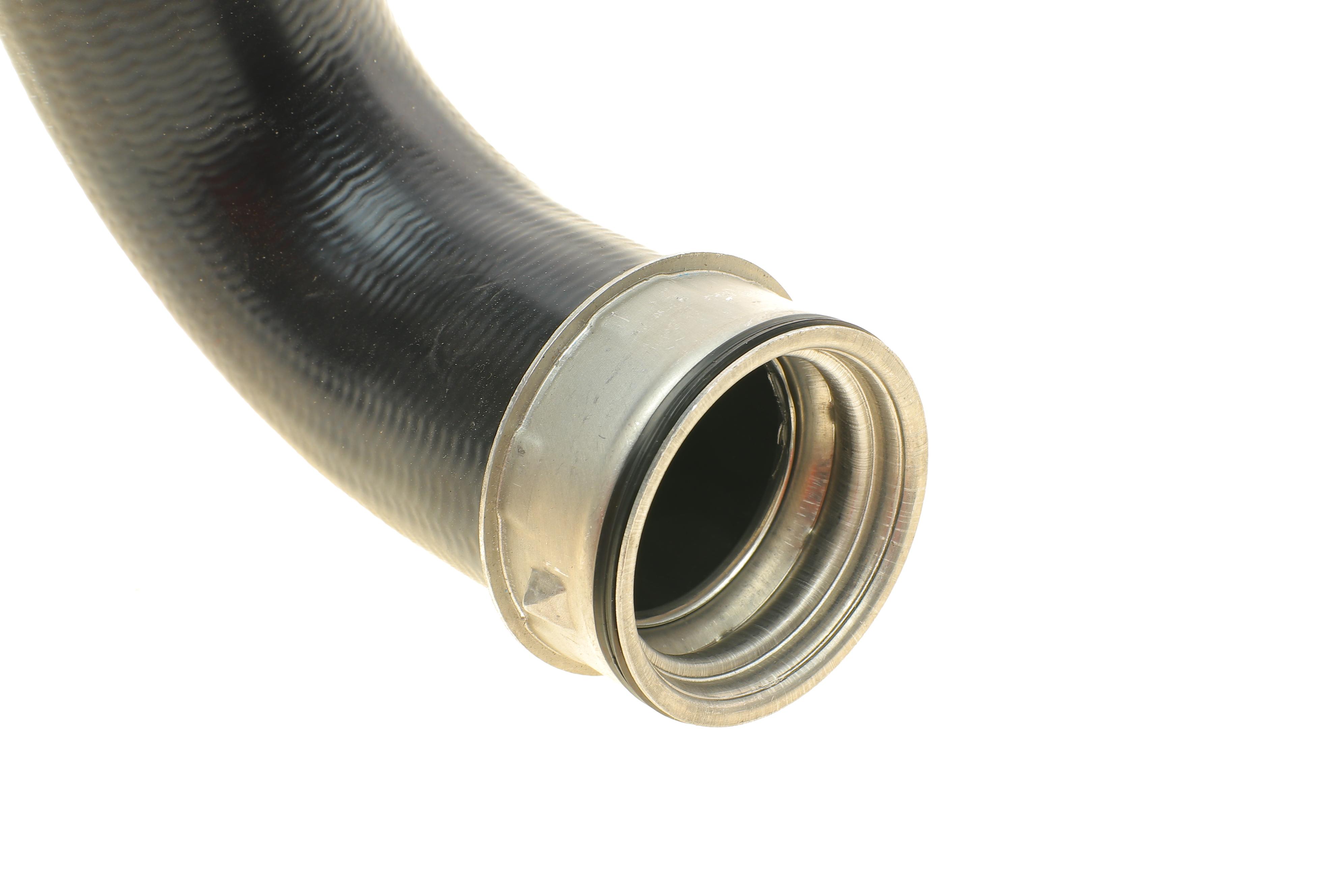 Патрубок інтеркулера (впуск) (L) VW Caddy III 1.9/2.0 TDI 04-