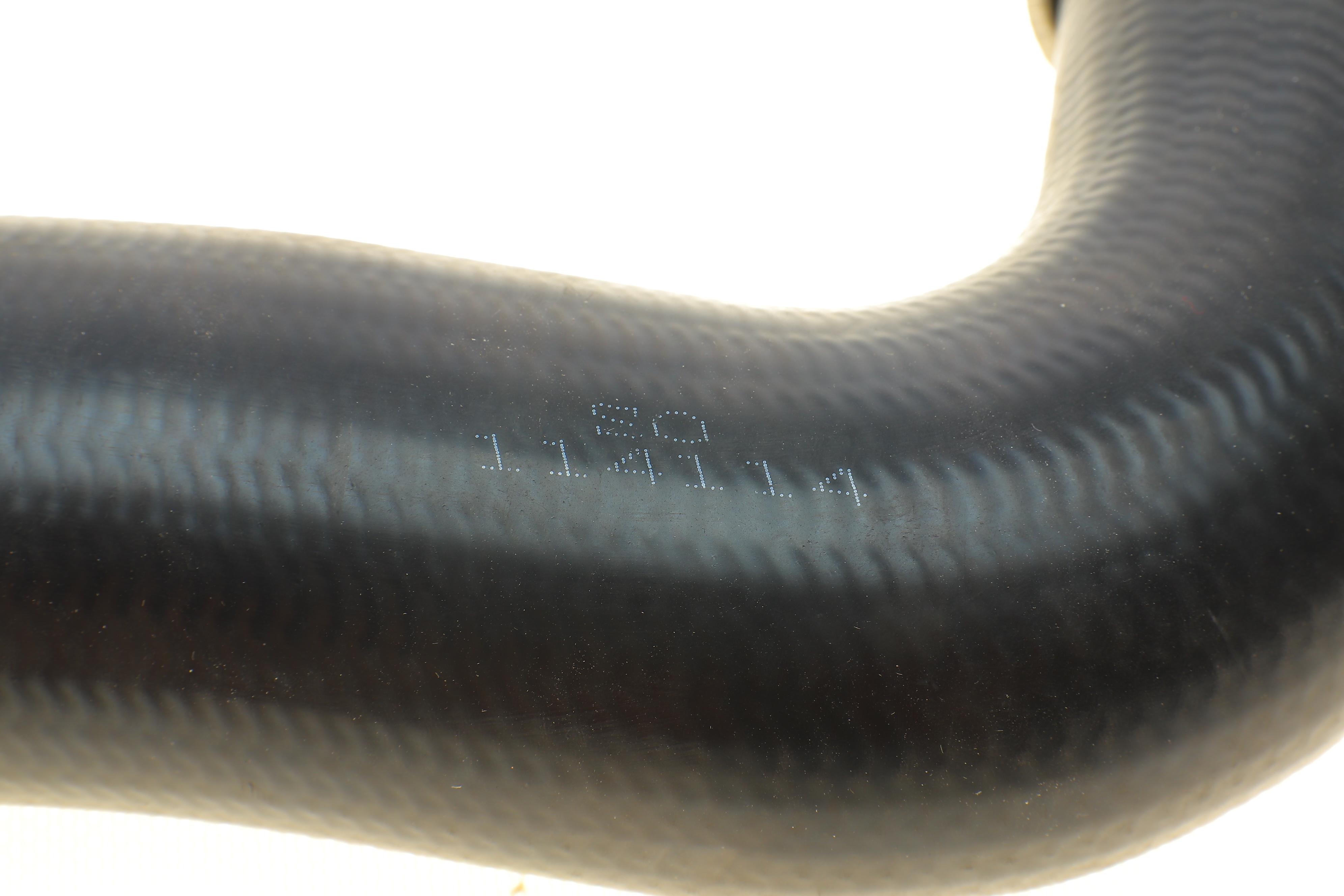 Патрубок інтеркулера (впуск) (L) VW Caddy III 1.9/2.0 TDI 04-