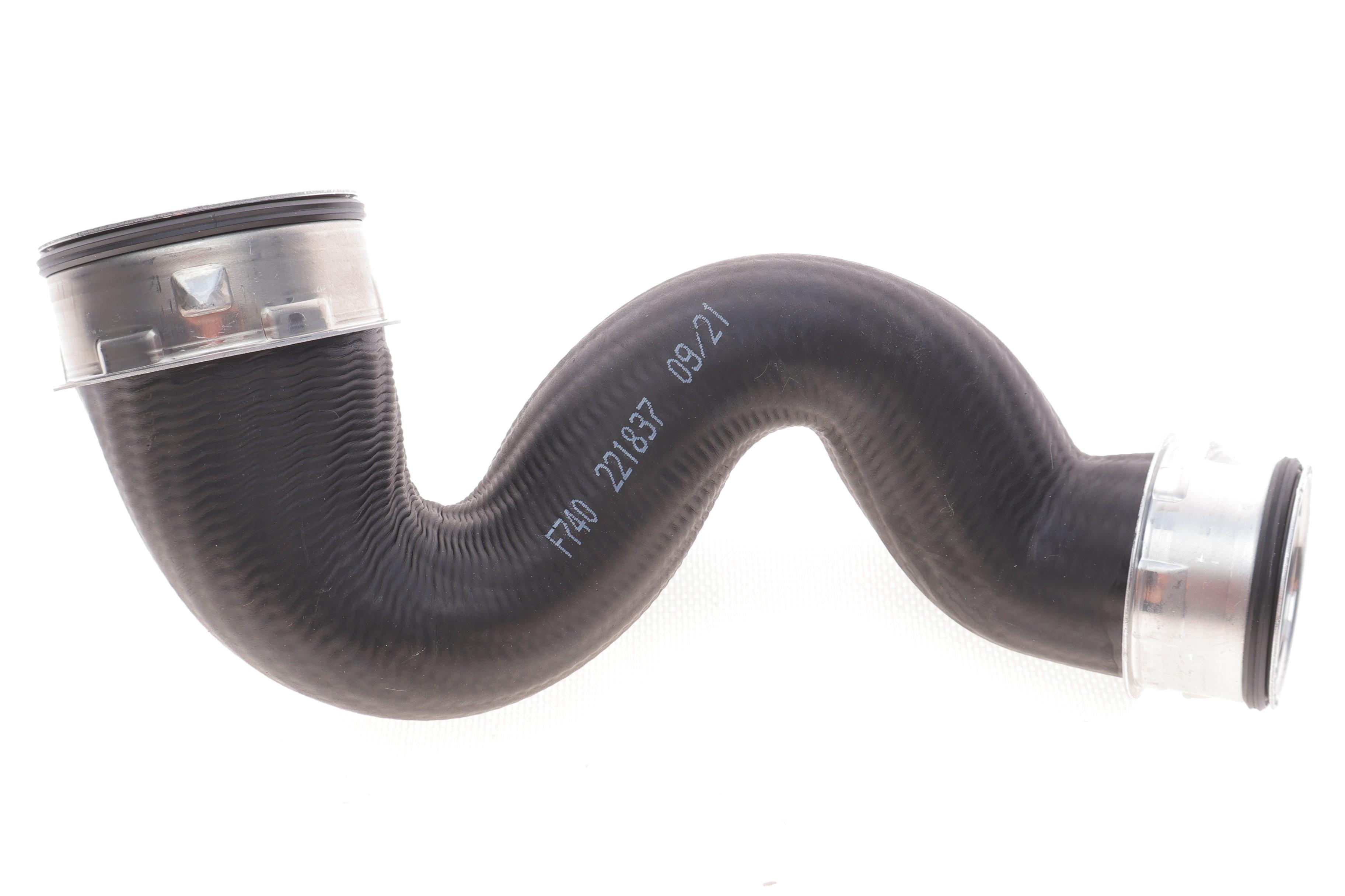 Патрубок інтеркулера Skoda Superb/VW Passat 1.9TDI 00-08