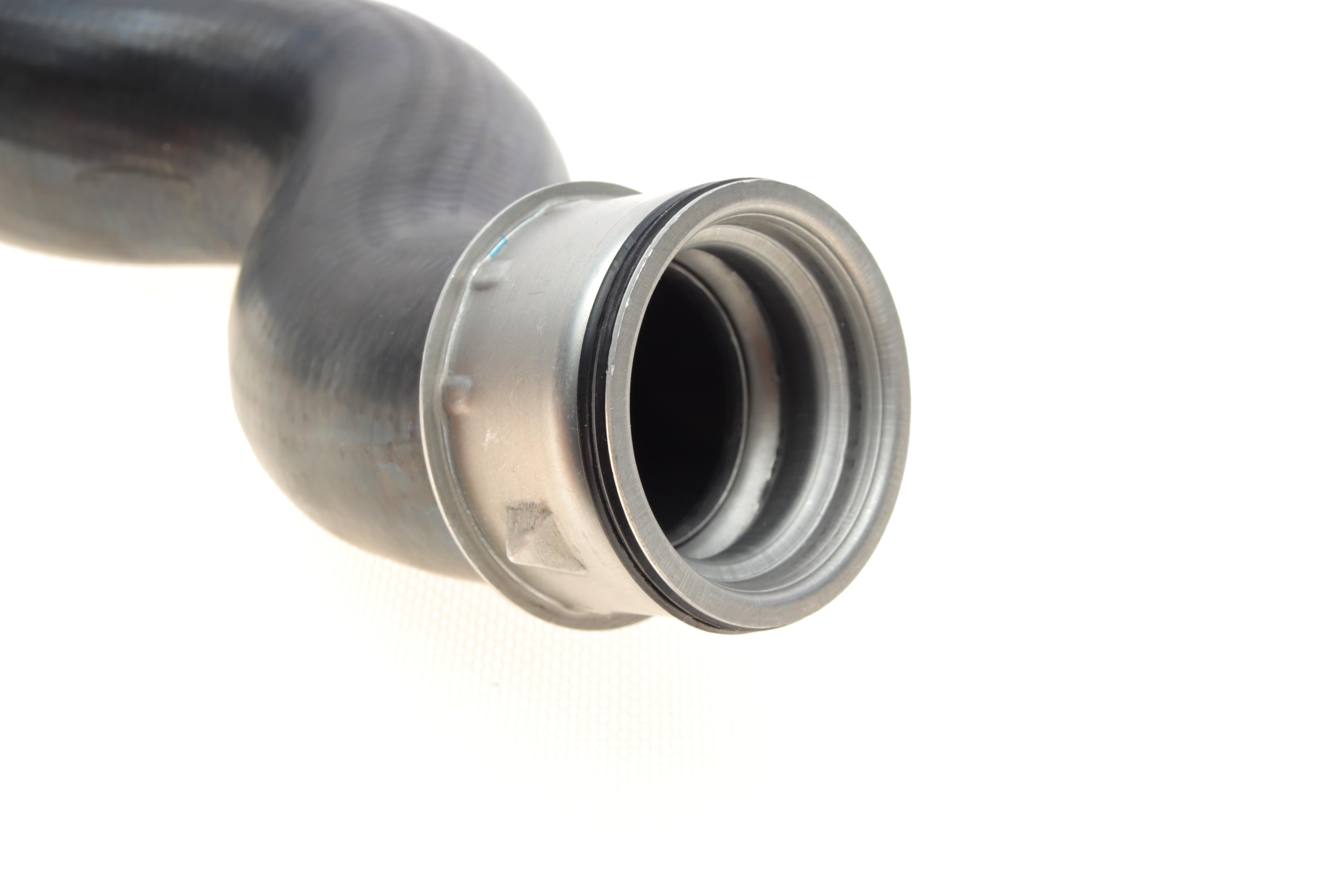 Патрубок інтеркулера Audi A4/A6 1.9TDI 00-05