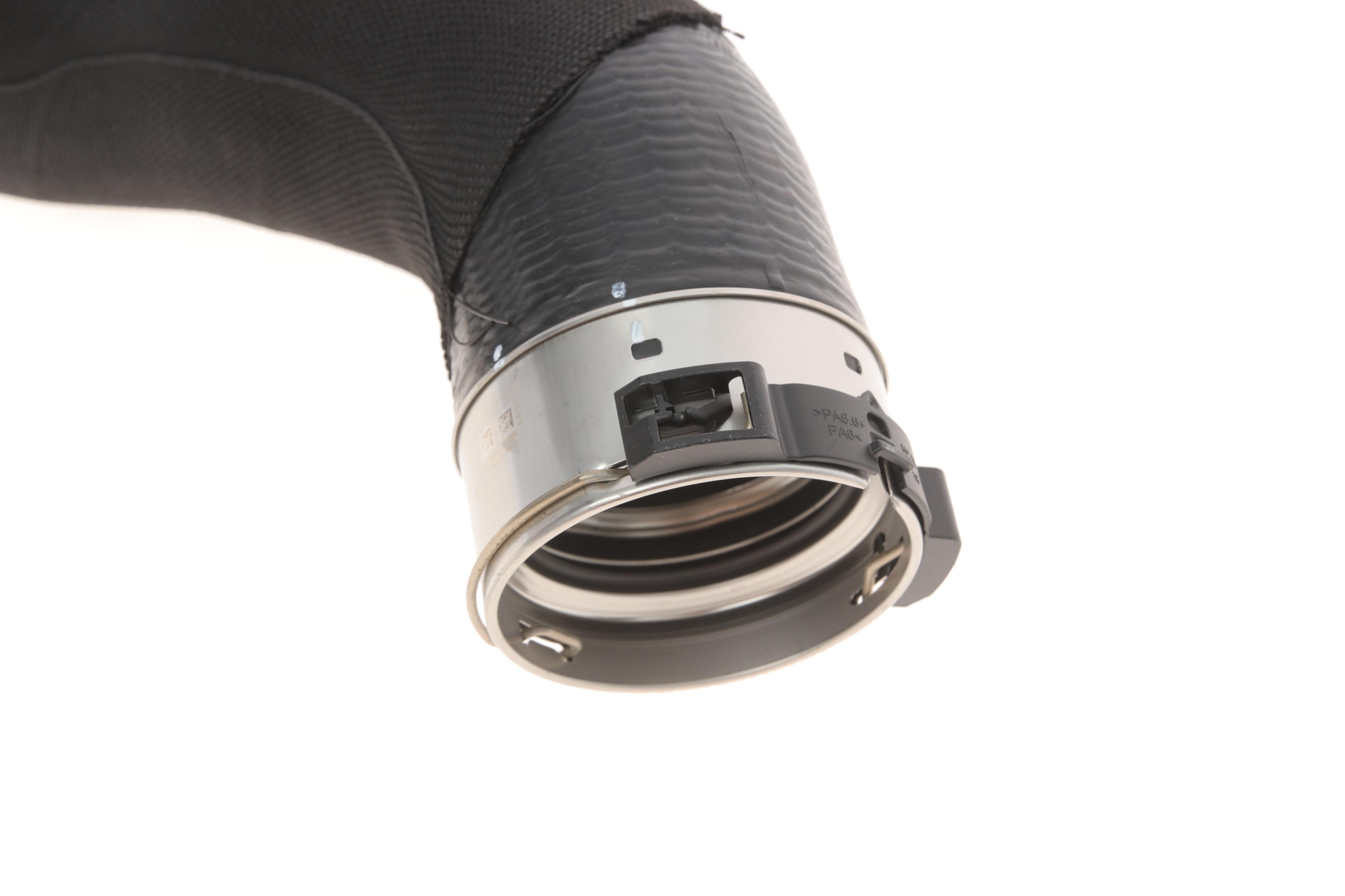 Патрубок інтеркулера BMW 1 (F40)/2 (F44-F46)/X1 (F48)/X2 (F39) 1.2-2.0D 13-