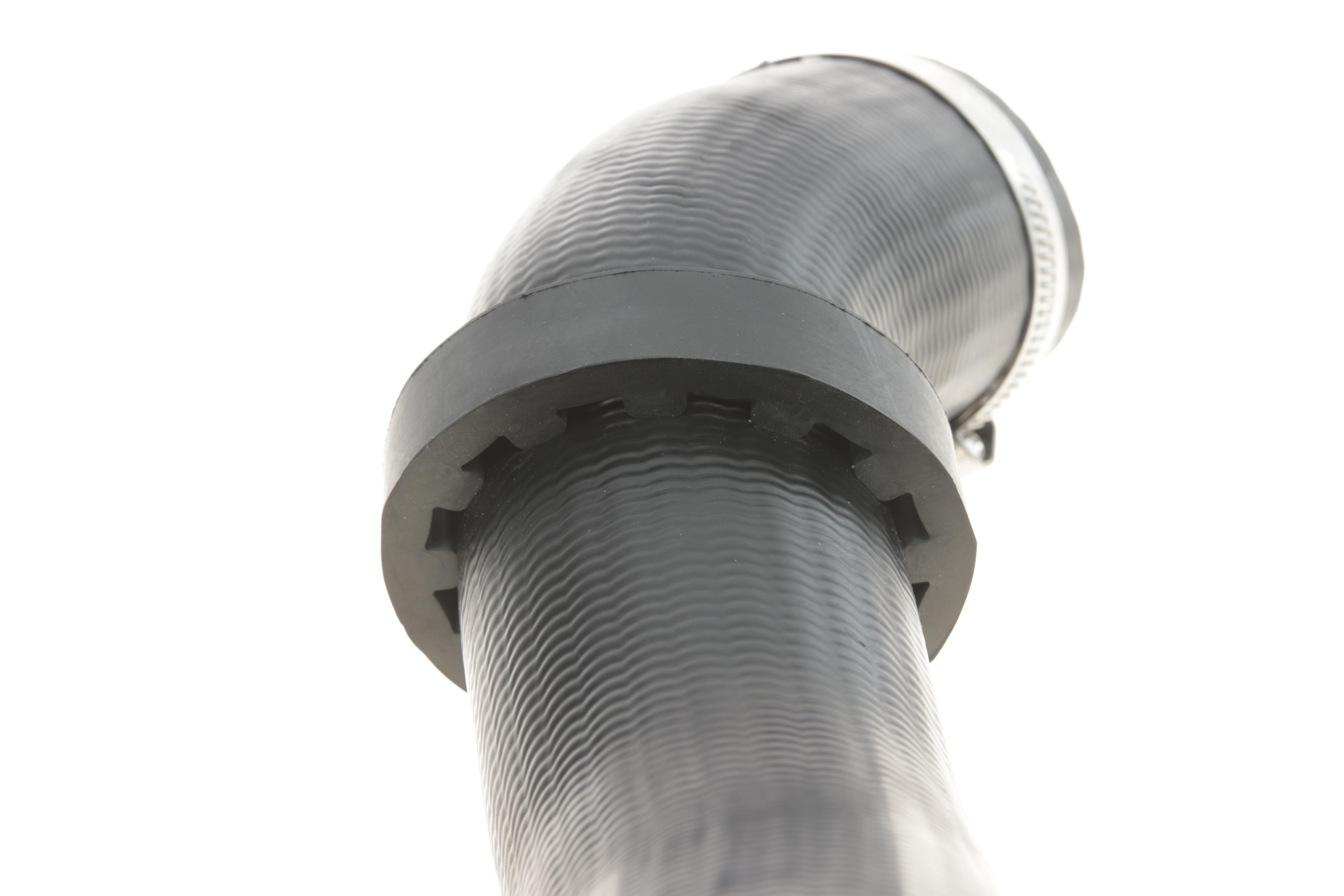 Патрубок інтеркулера (L) VW T5 2.0TDI 09-