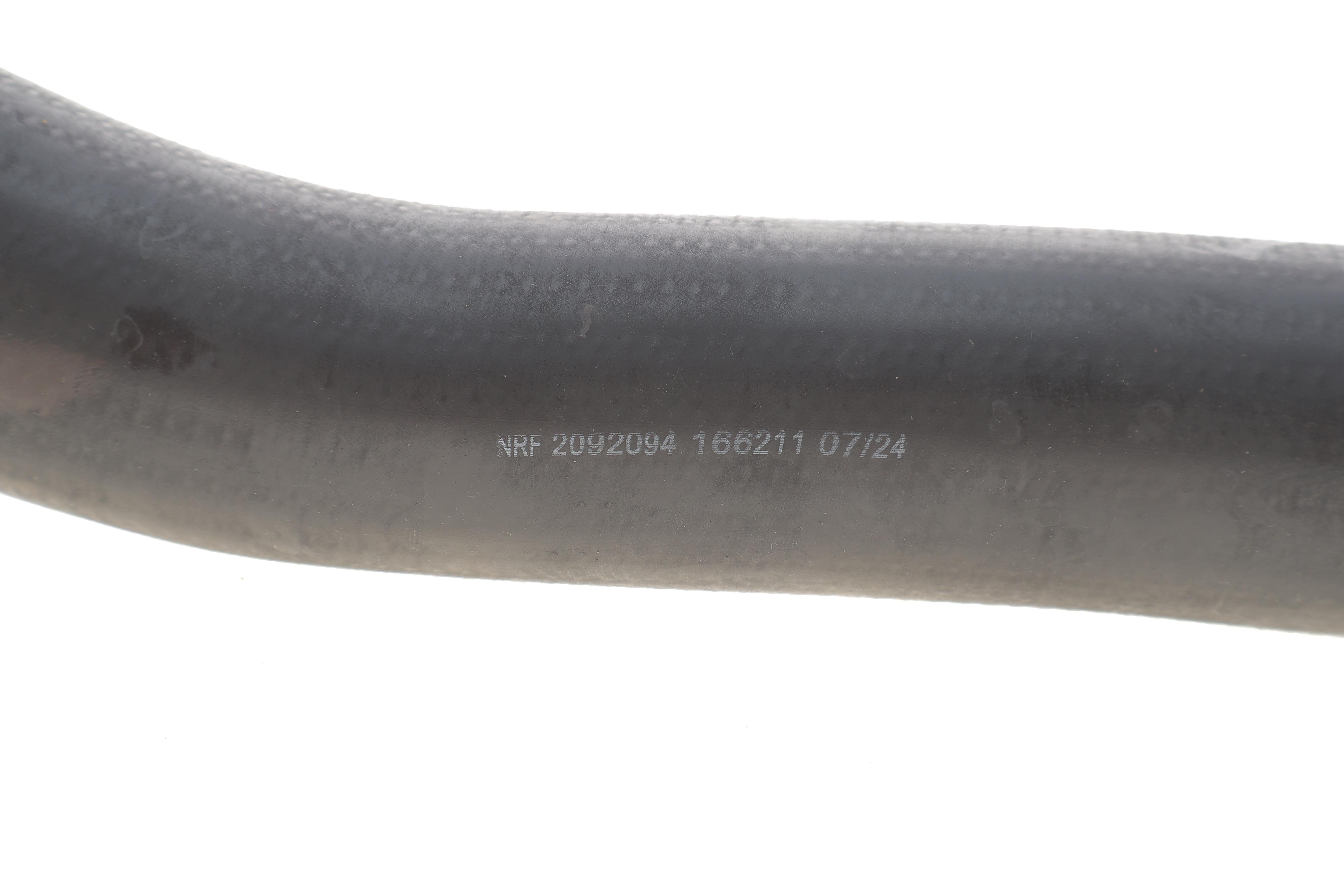 Патрубок інтеркулера (L) Renault Master II 2.2-2.5dCi 00-