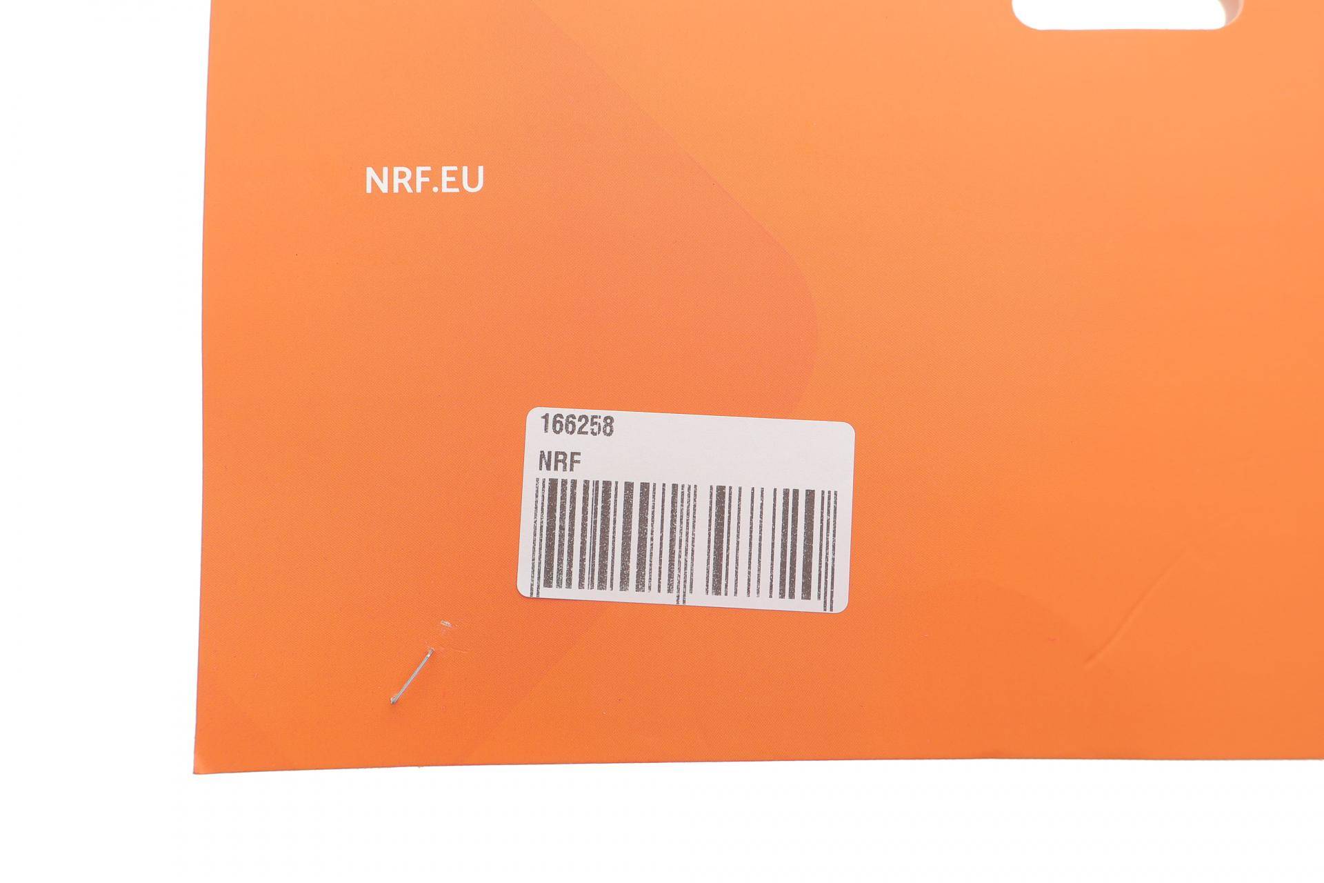 Патрубок інтеркулера (R) BMW 3 (F30/F80/F34/F31) 11-/X3 (F25) 14-17 (B47/N47)