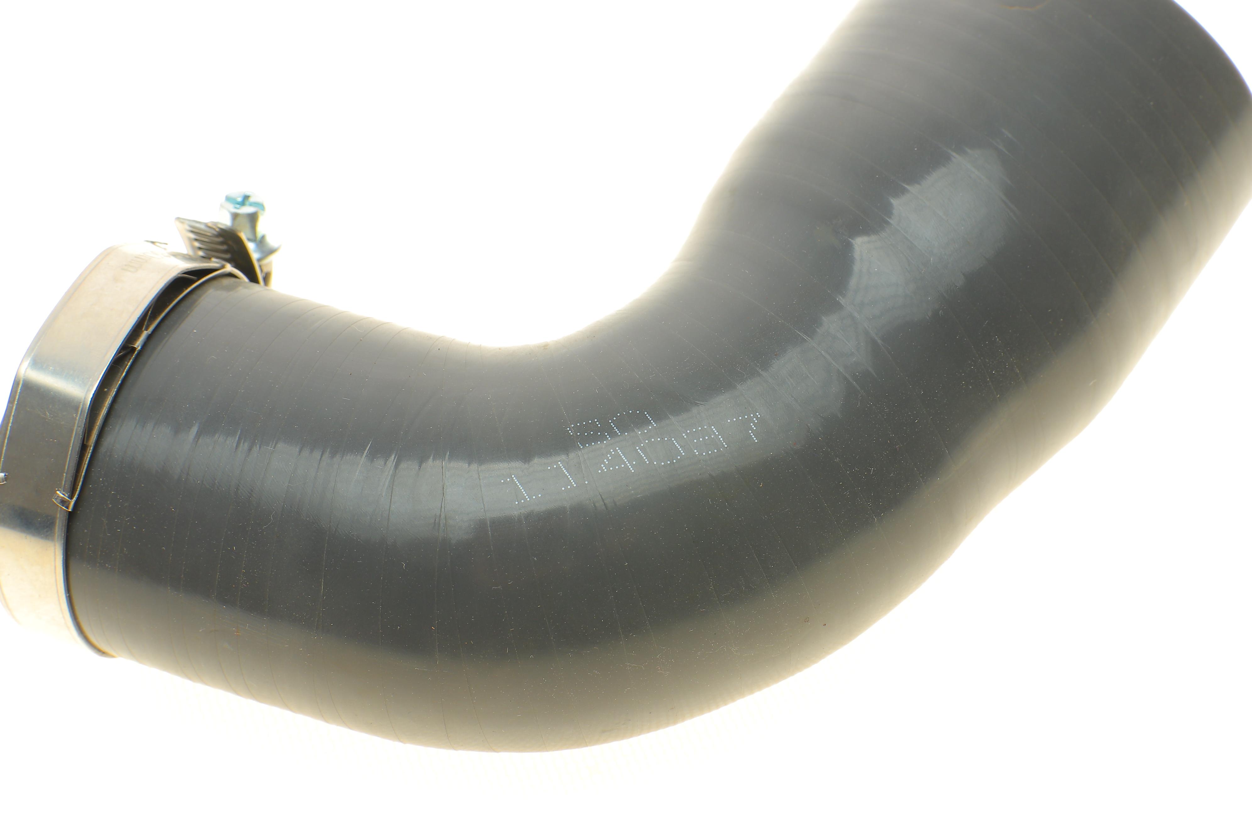 Патрубок інтеркулера Audi A1 (8X1, 8XK)/ Seat Leon/ Skoda Octavia/ VW 1.6-2.0 TDI 12-