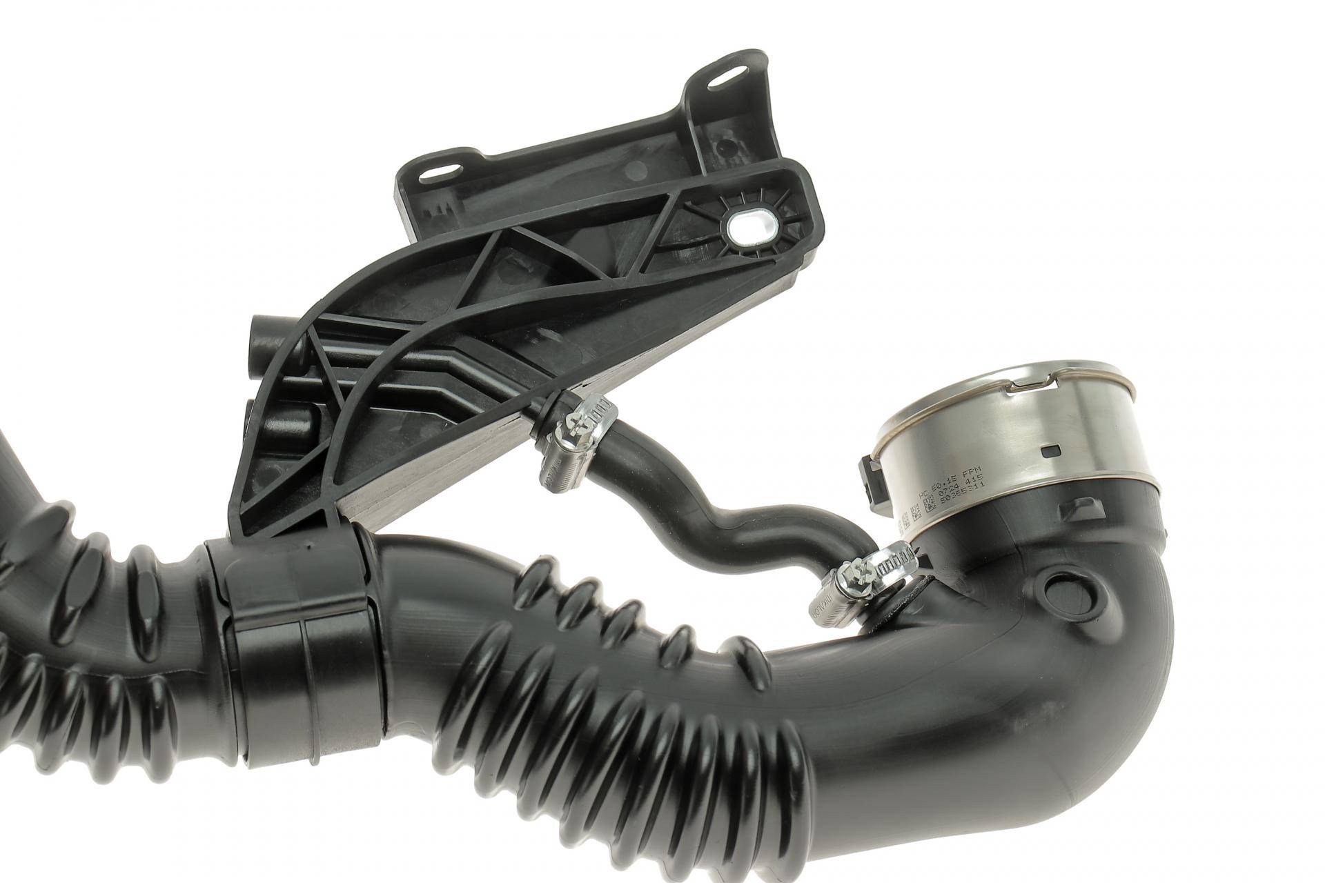 Патрубок інтеркулера Nissan Qashqai/X-Trail/Renault Kadjar 1.6 dCi 11-