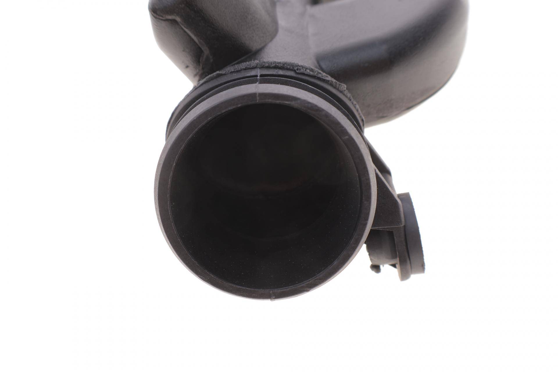 Патрубок інтеркулера Citroen C2/C3/Peugeot 1007/207 1.6 HDi 05-