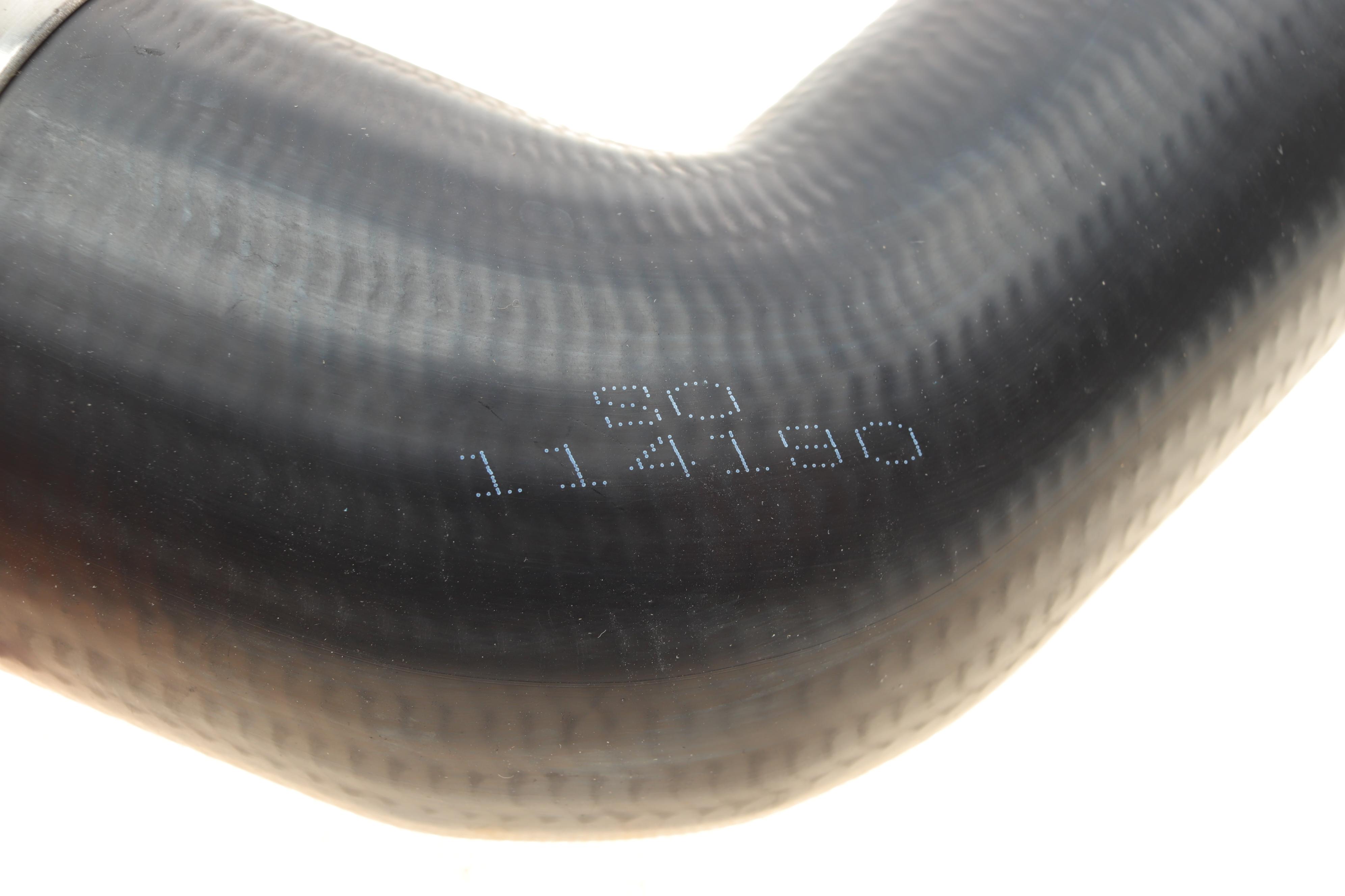 Патрубок інтеркулера (короткий) Opel Vivaro B/Renault Trafic III 1.6dCi 14-