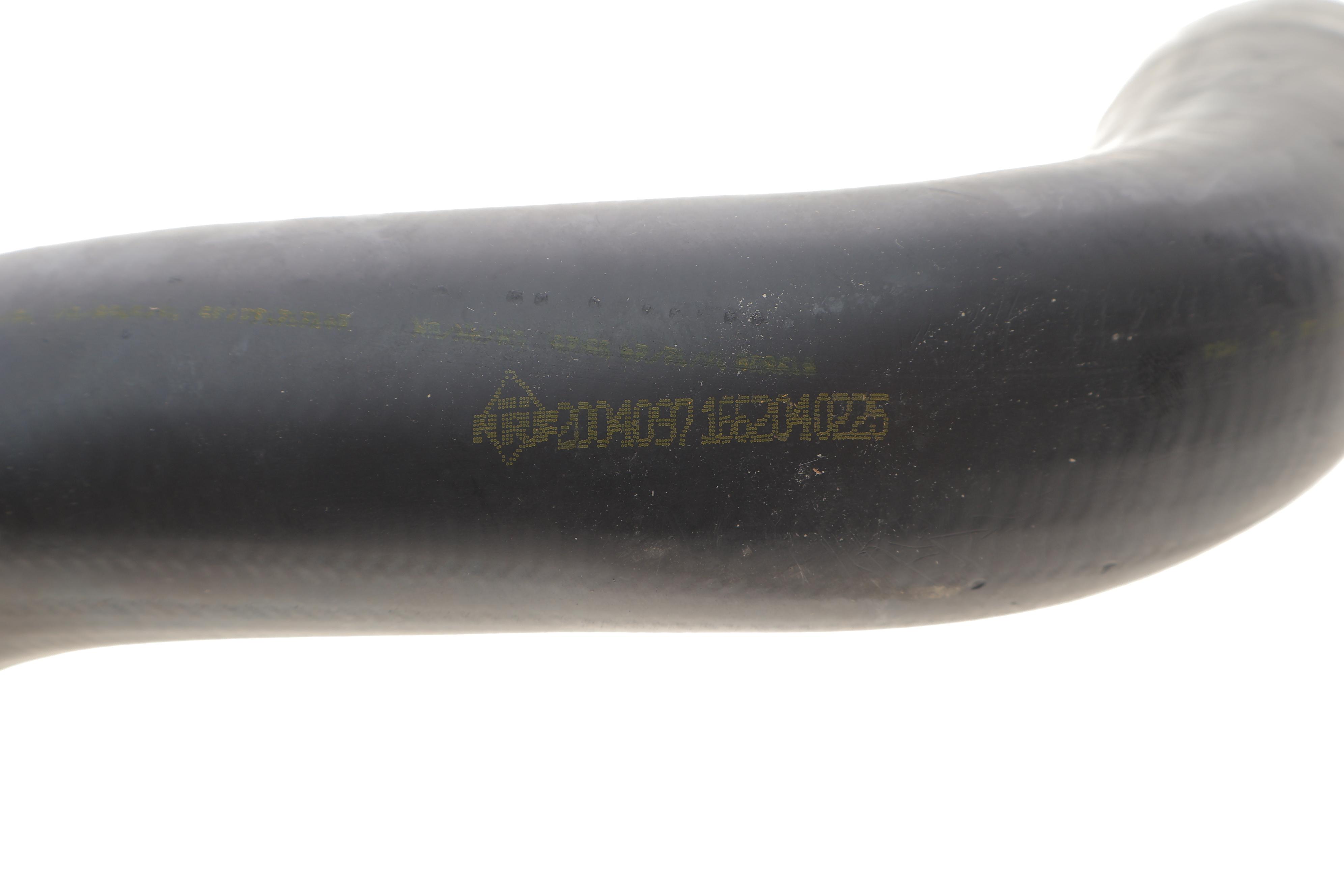 Патрубок інтеркулера (L) Ford Focus II/Volvo V50 1.6TDCi/1.6D 04-12