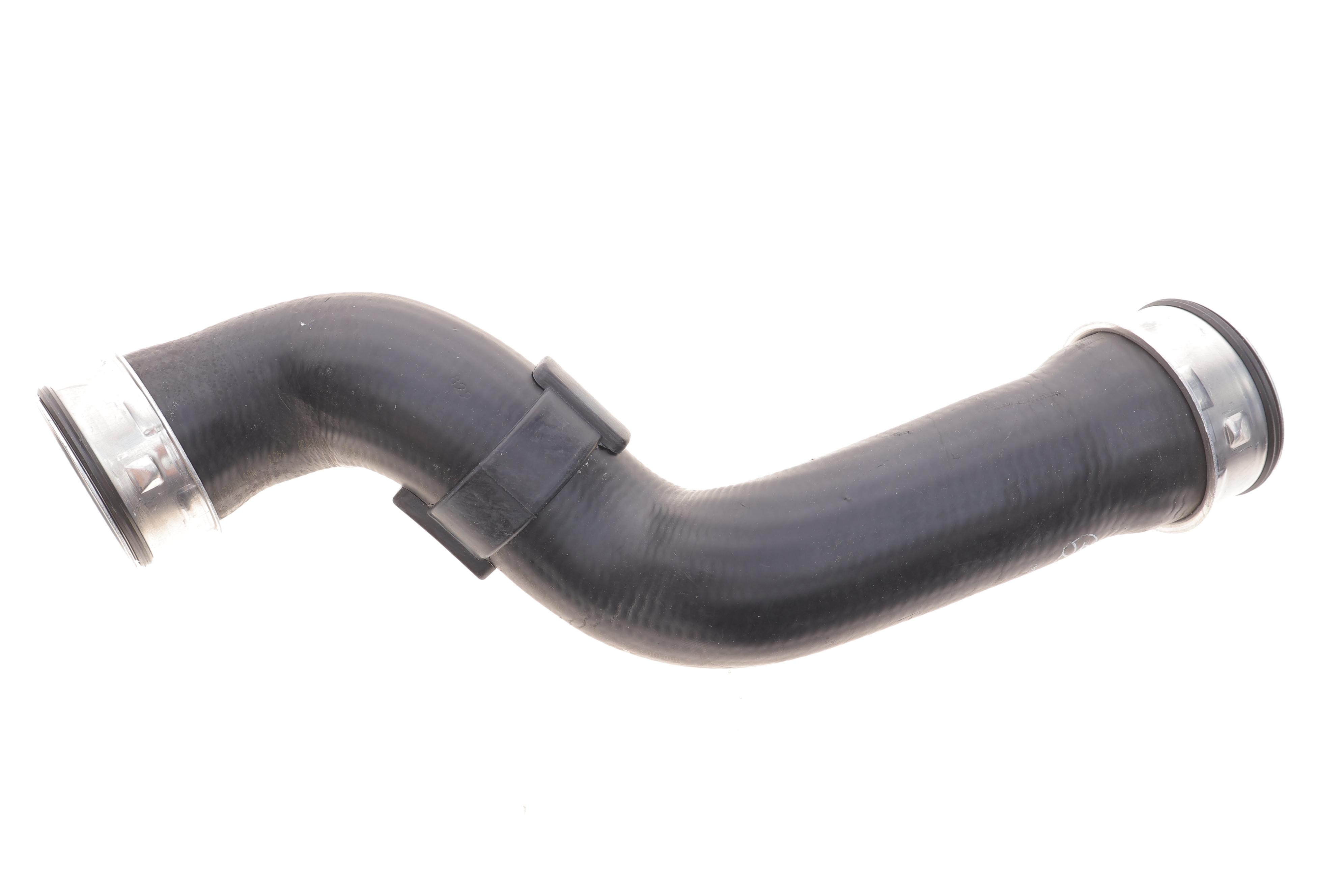 Патрубок інтеркулера MB C-class (W203/S203) 2.2CDI 00-08 (OM611/OM646)