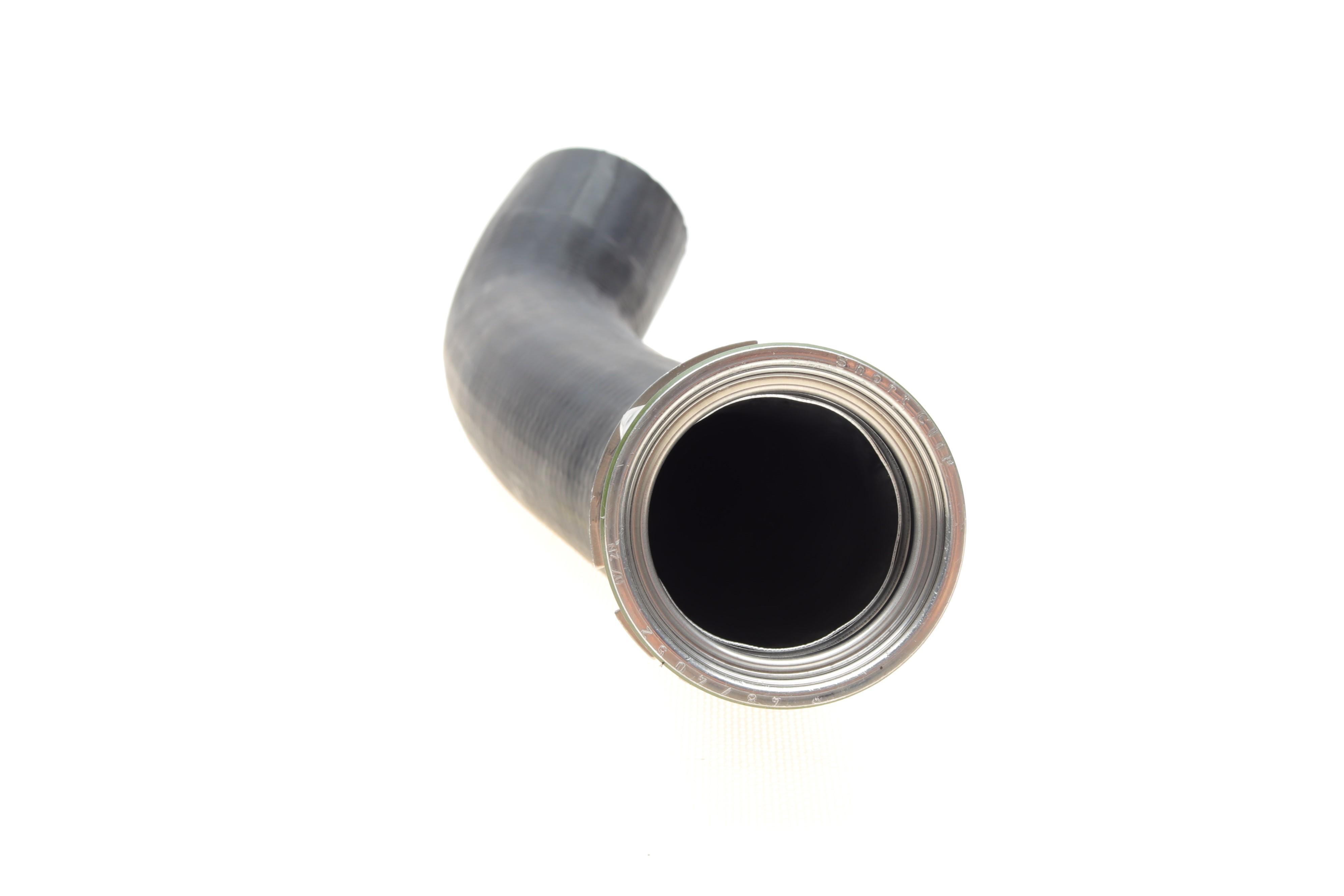 Патрубок інтеркулера (нижній/L) BMW 3 (E90/E91) 2.0d 04-12 (M47/N47)