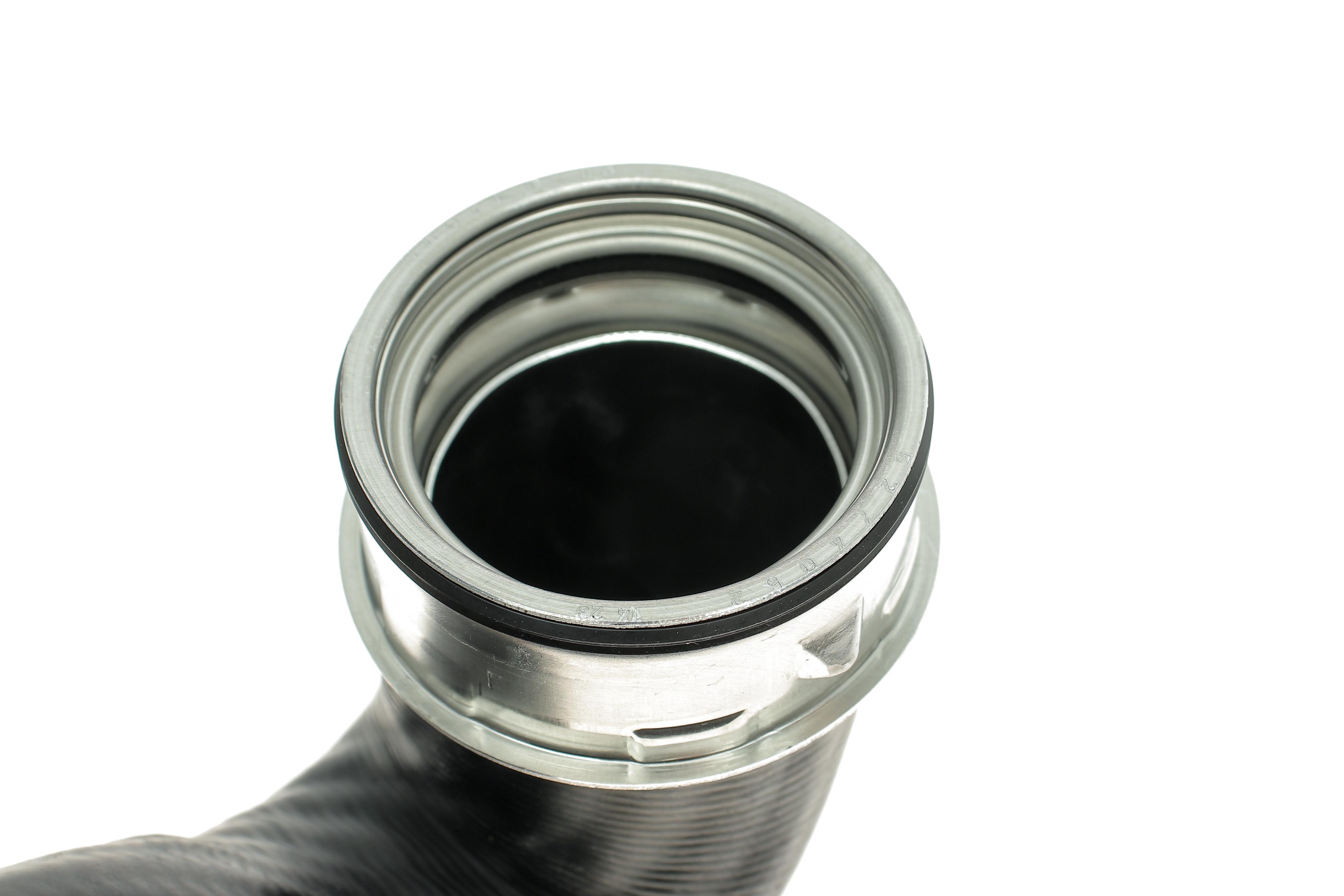 Патрубок інтеркулера Skoda Superb/VW Passat 1.9TDI 00-08