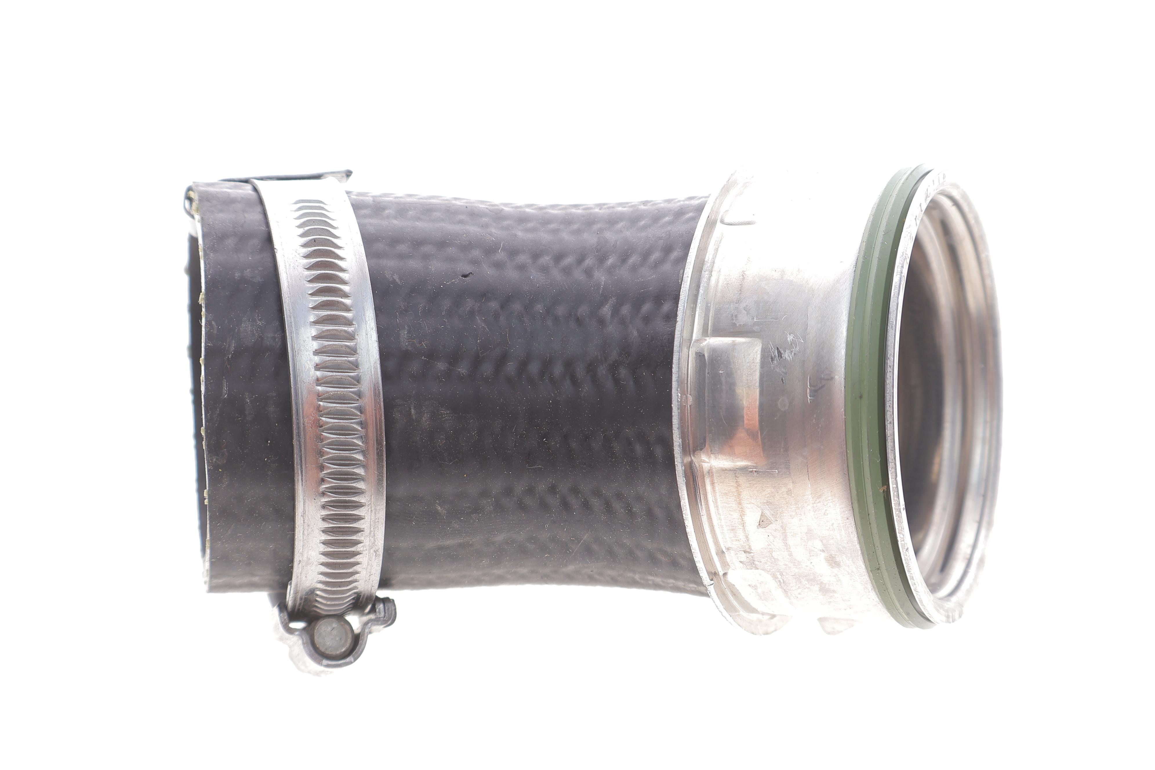 Патрубок інтеркулера Audi Q7/VW Touareg 3.0TDI V6 04-15