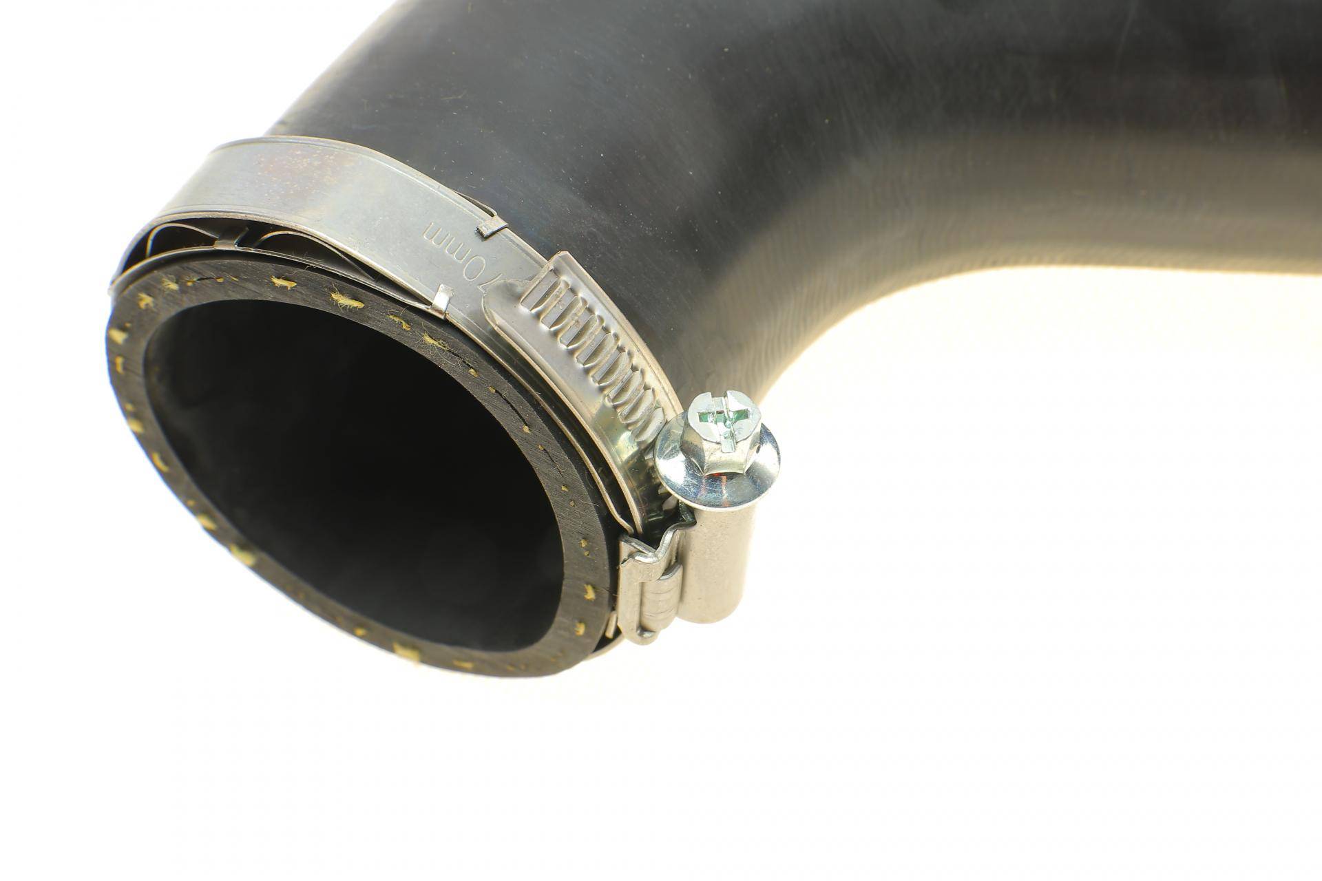 Патрубок інтеркулера Skoda Superb II/VW Golf VI/Passat 2.0TDI 05-