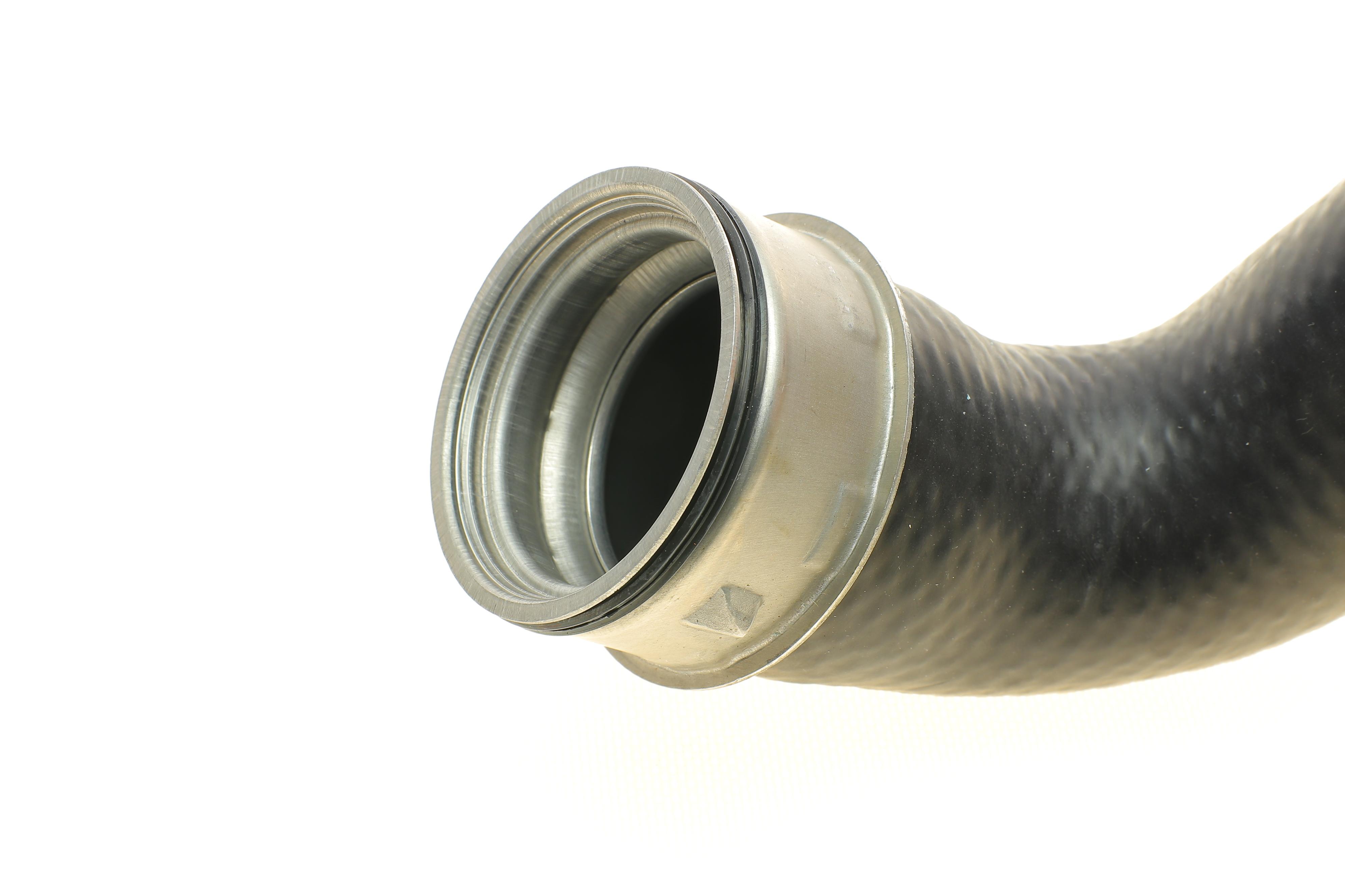 Патрубок інтеркулера VW Golf VI/ Jetta IV/ Beetle/ Audi A3 2.0 TDI 03-