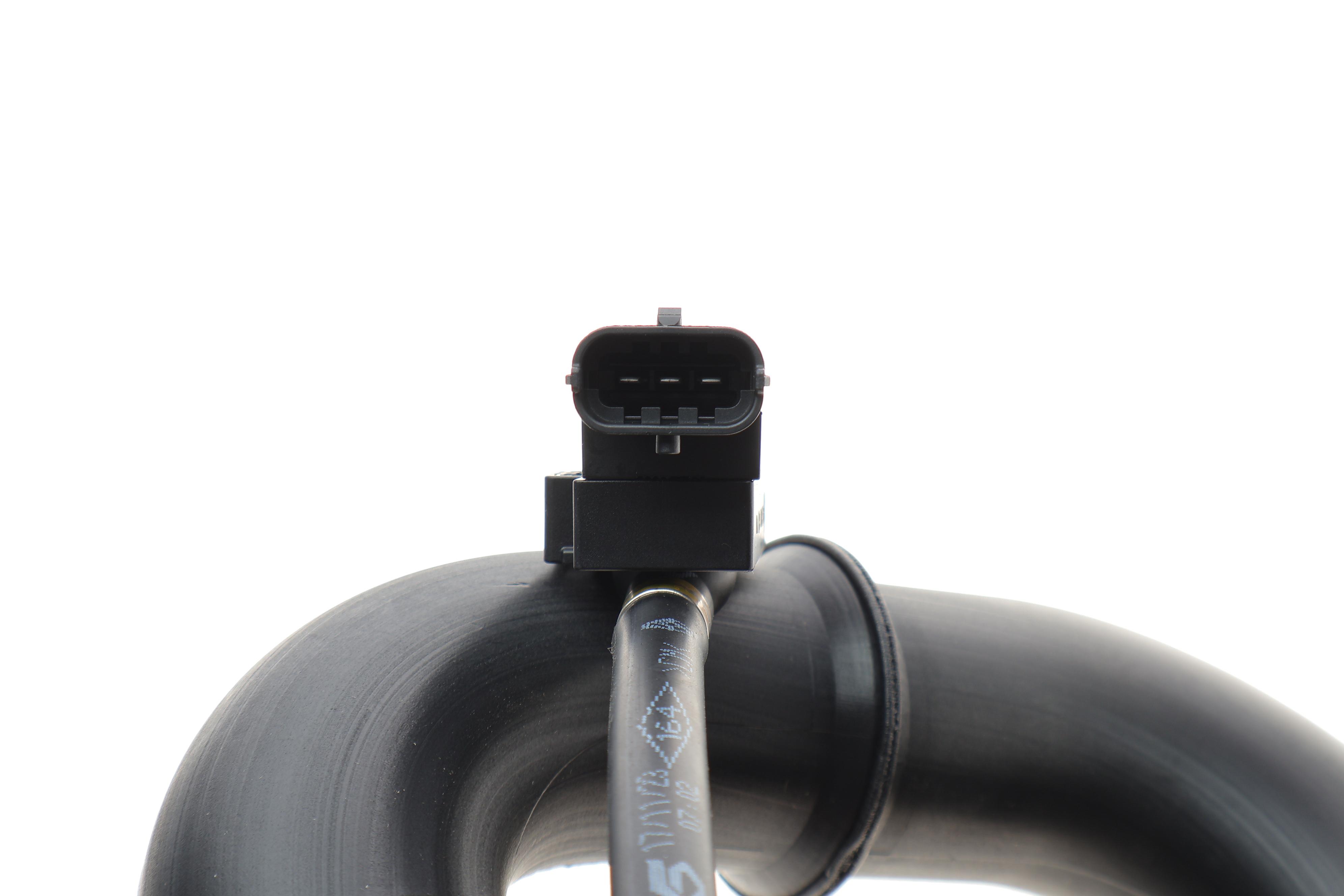 Патрубок інтеркулера Renault Trafic II 2.0 dCi 06-