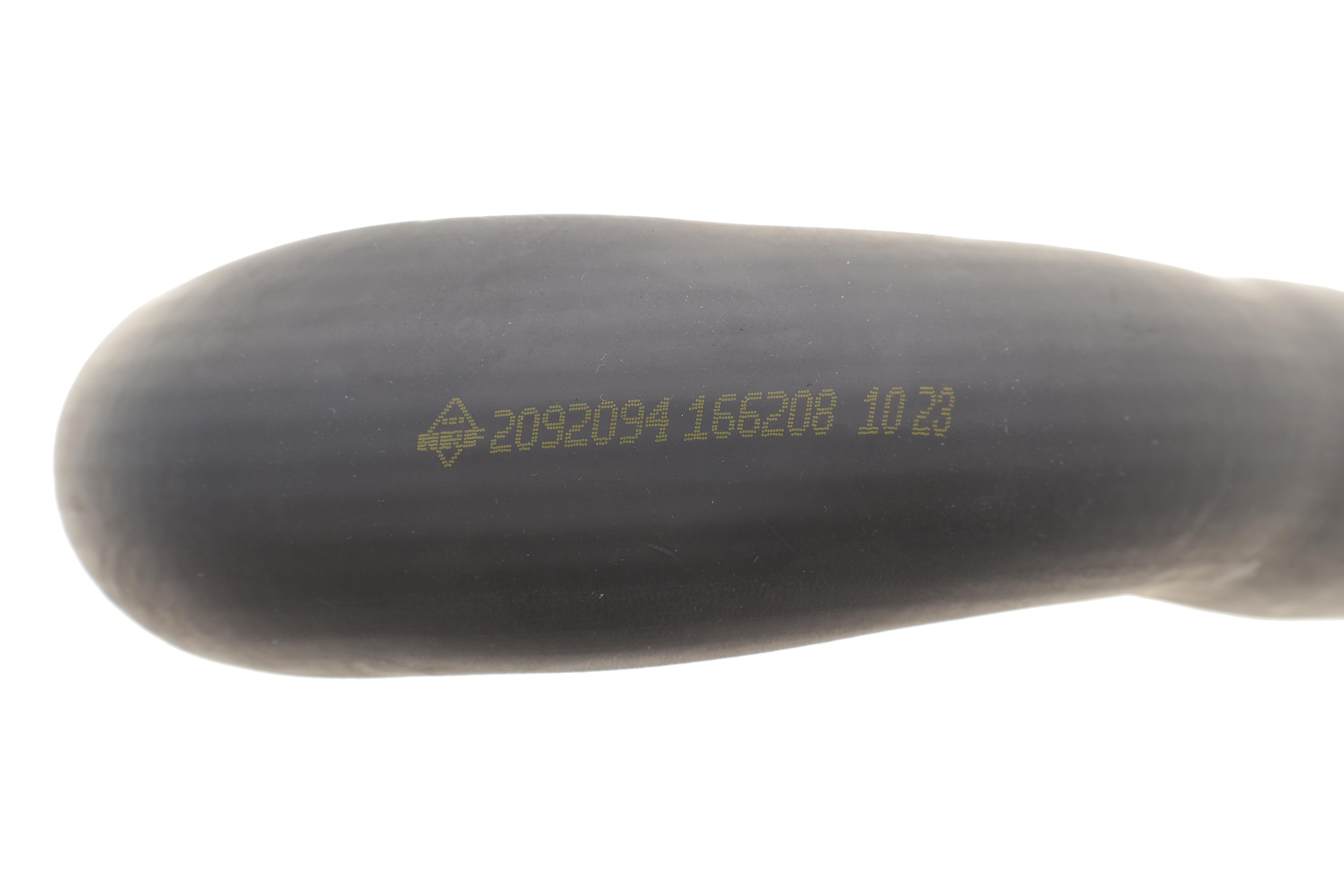 Патрубок інтеркулера (L) Audi A4/A5 1.8/2.0D 07-17